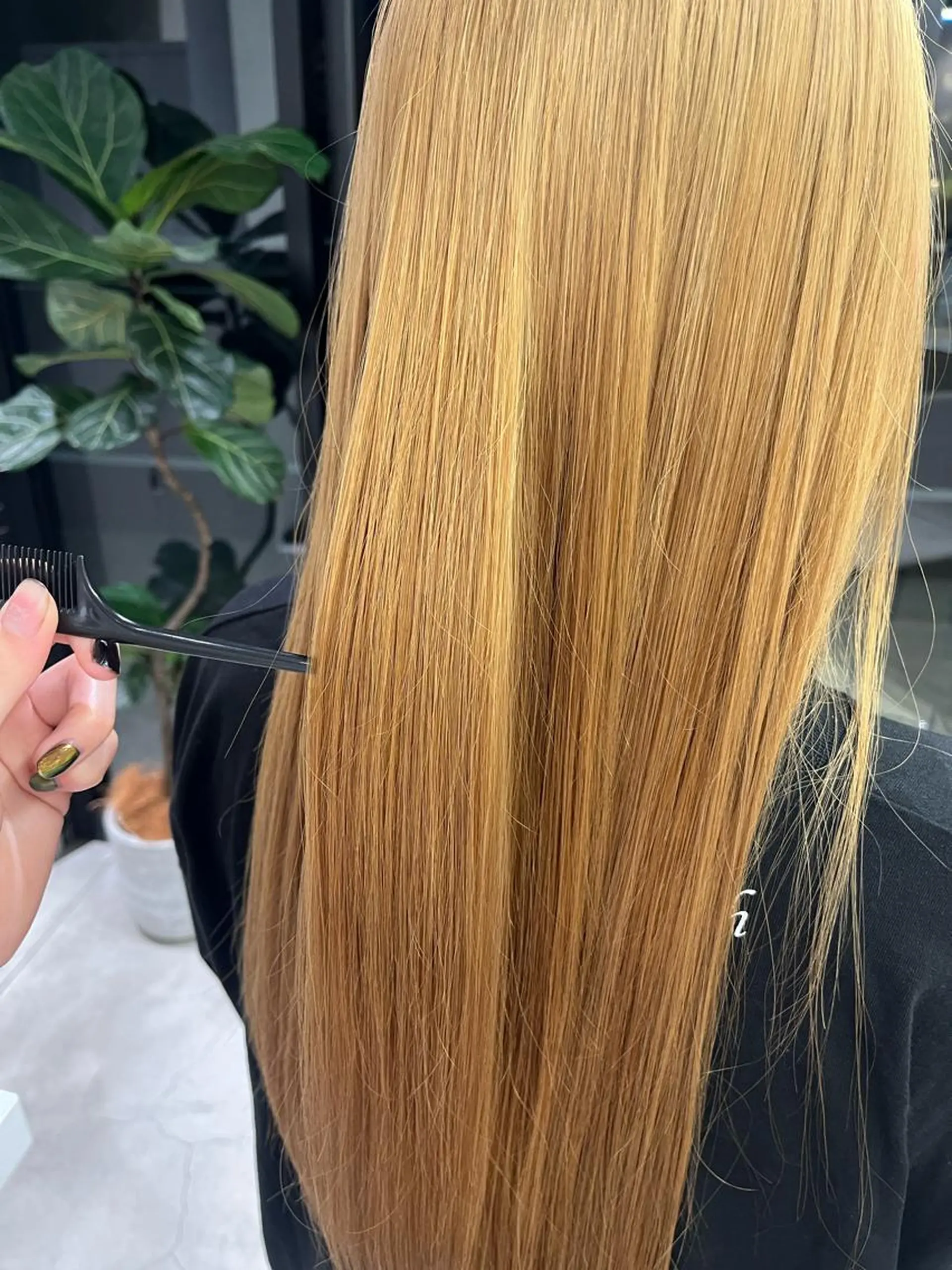 ロング カラー パーマ ヘアアレンジ 結衣/ カットモデル募集🎀のヘアスタイル