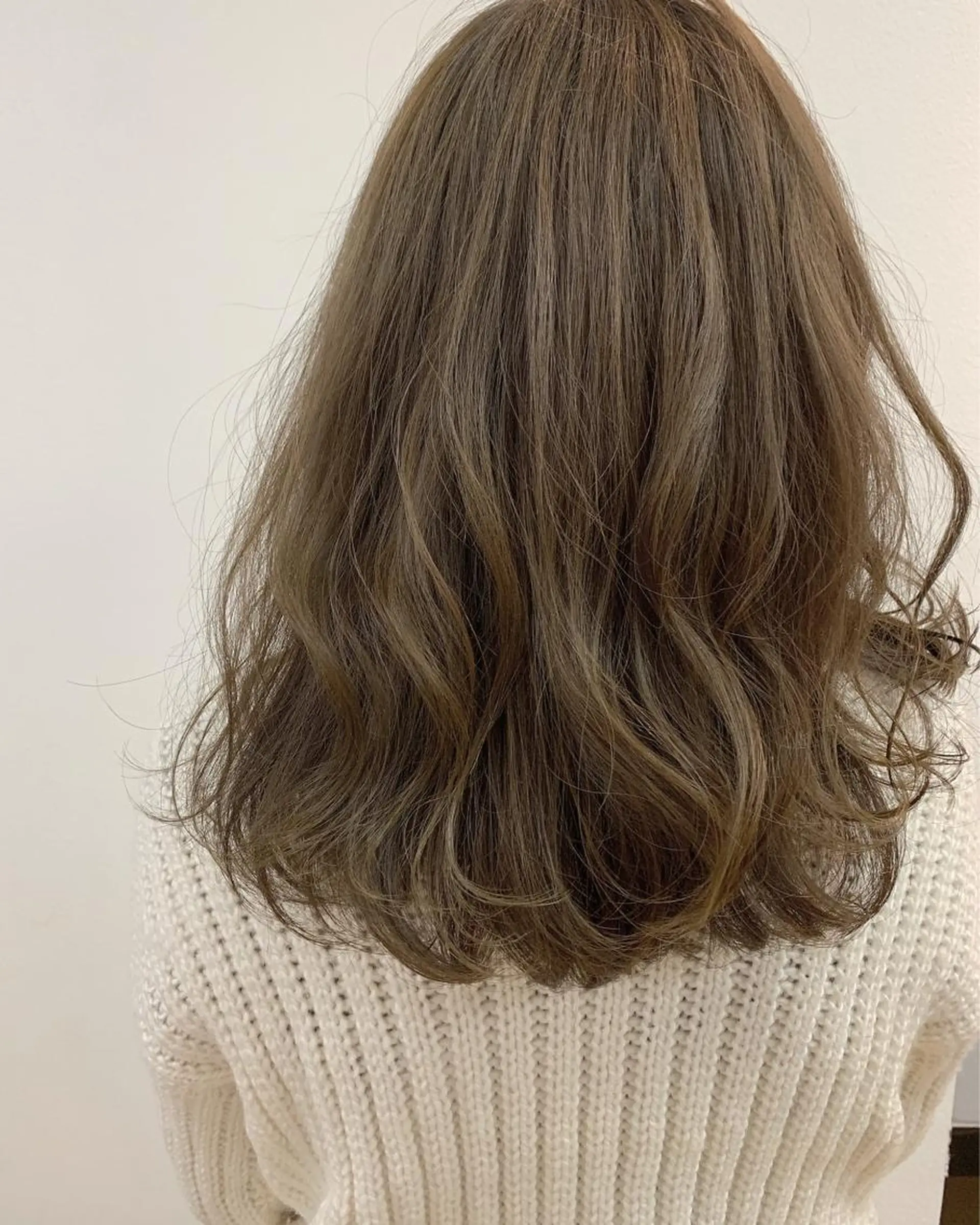 セミロング カット ヘアカラー トリートメント 萌花 moeka /韓国/レイヤーのヘアスタイル