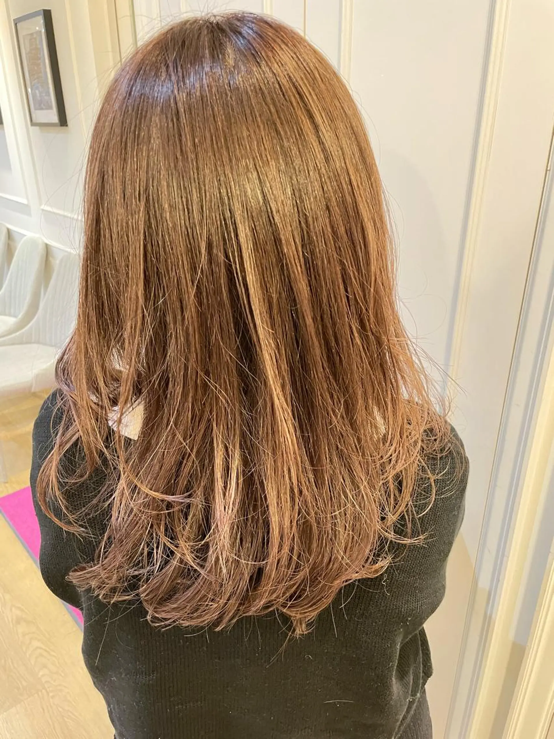セミロング ハイライト カット ヘアカラー ✨シルクストレート✨ 美髪髪質改善Yukiのヘアスタイル