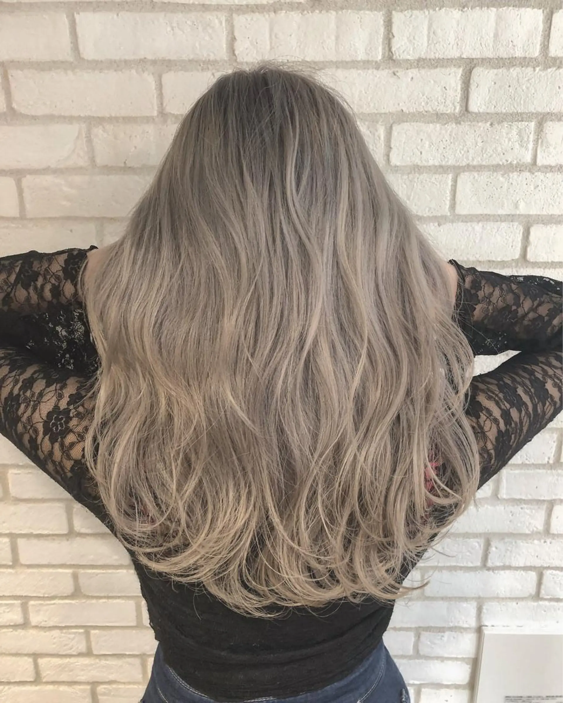 ロング カラー パーマ ヘアアレンジ メンズ キッズ ネイル マツエク・マツパ ベージュカラー 新宿/髪質改善/ 美髪矯正✨浅江通友のヘアスタイル