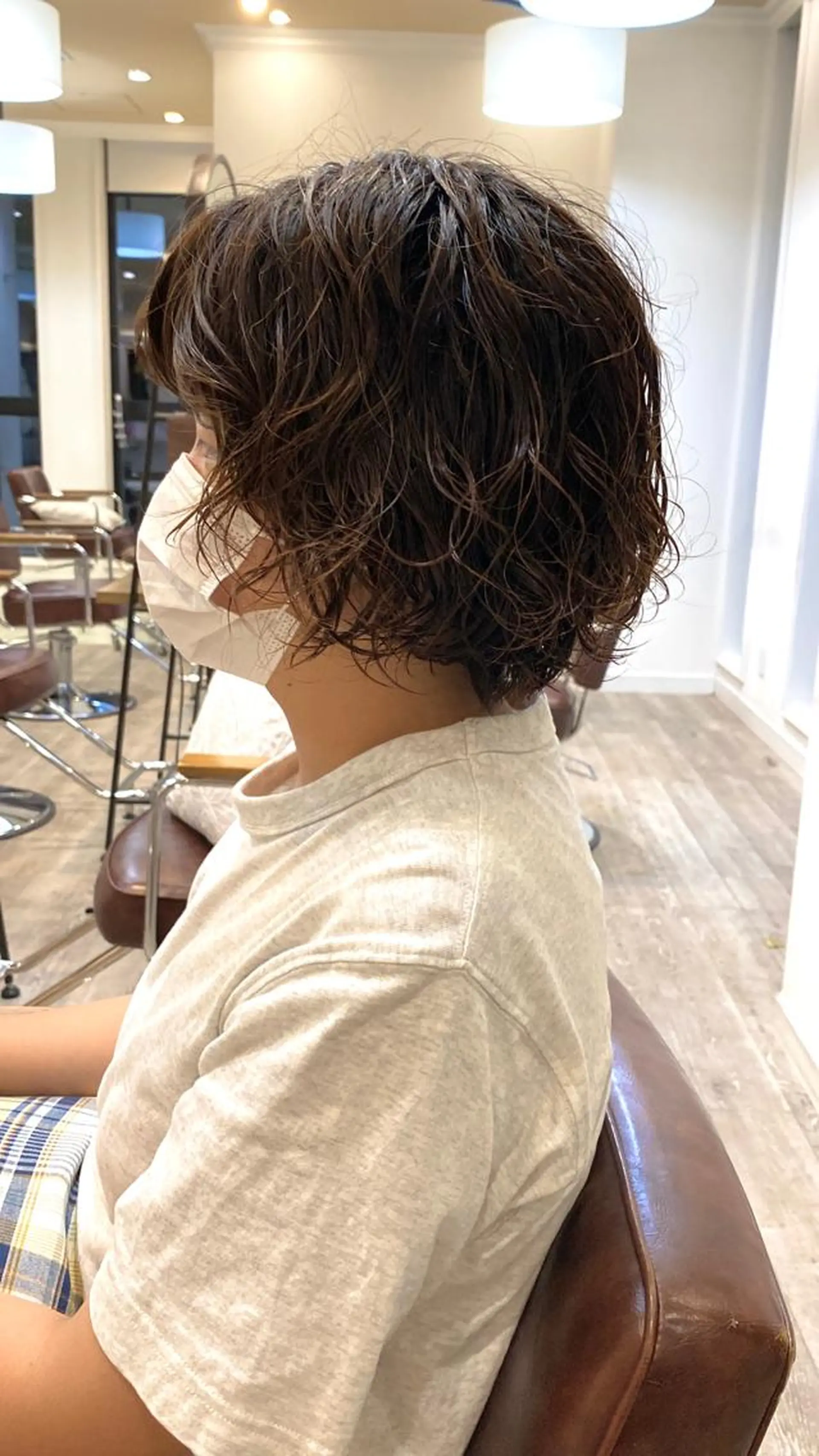 ミディアム パーマ ミディアムパーマ カット ヘアカラー トリートメント 店長　ショート& パーマ　坂本のヘアスタイル