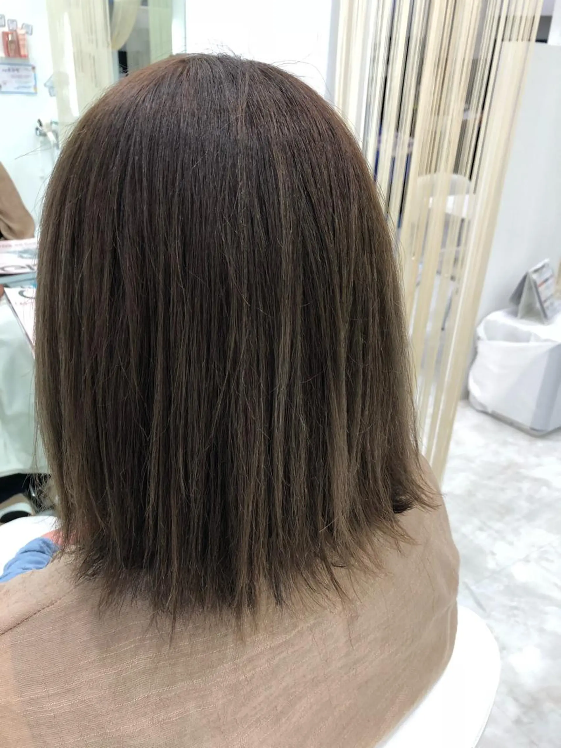ミディアム カラー バレイヤージュ ブリーチ 外国人風カラー レイヤーカット hair Freak所属・佐藤 祥太のヘアスタイル
