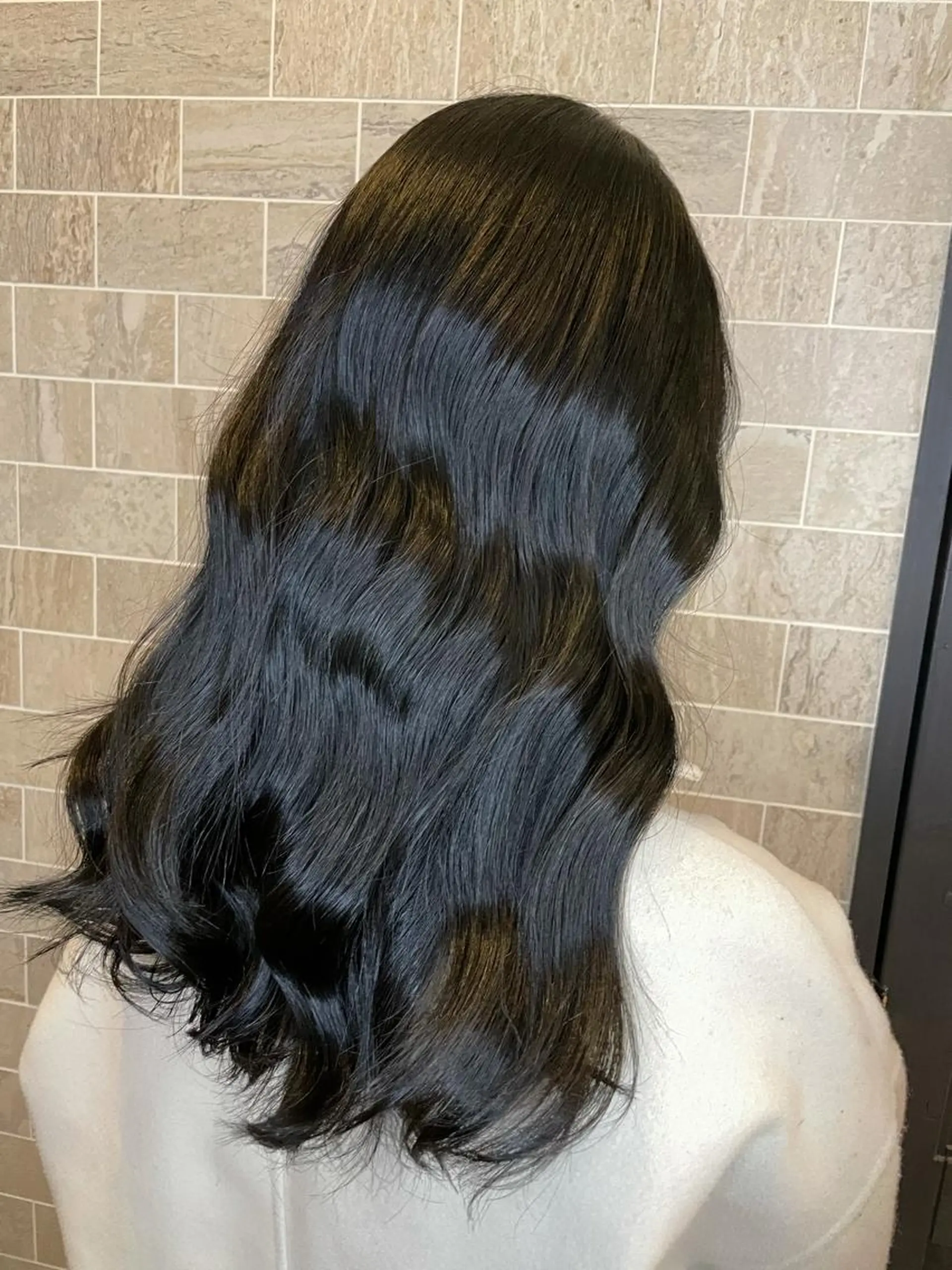 セミロング 栗林 茉那のヘアスタイル