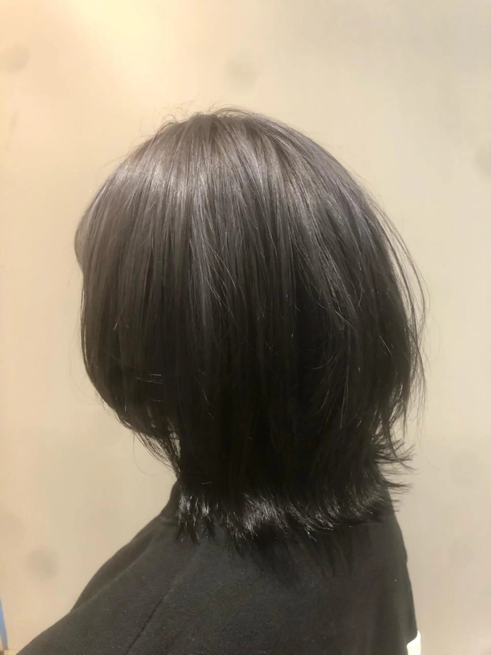 ショート カラー アッシュ ダークアッシュ ウルフカット ワタナベ テルマサのヘアスタイル
