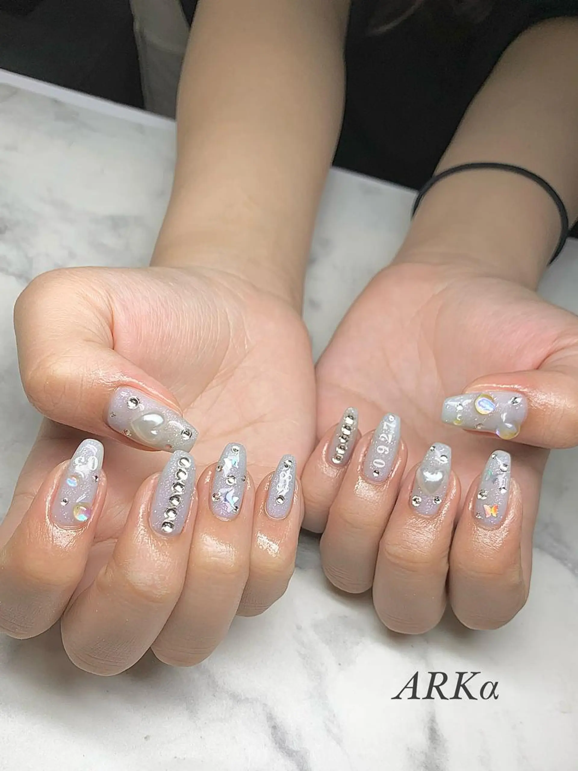 ロング ネイル ARKα SHIORIのネイルデザイン