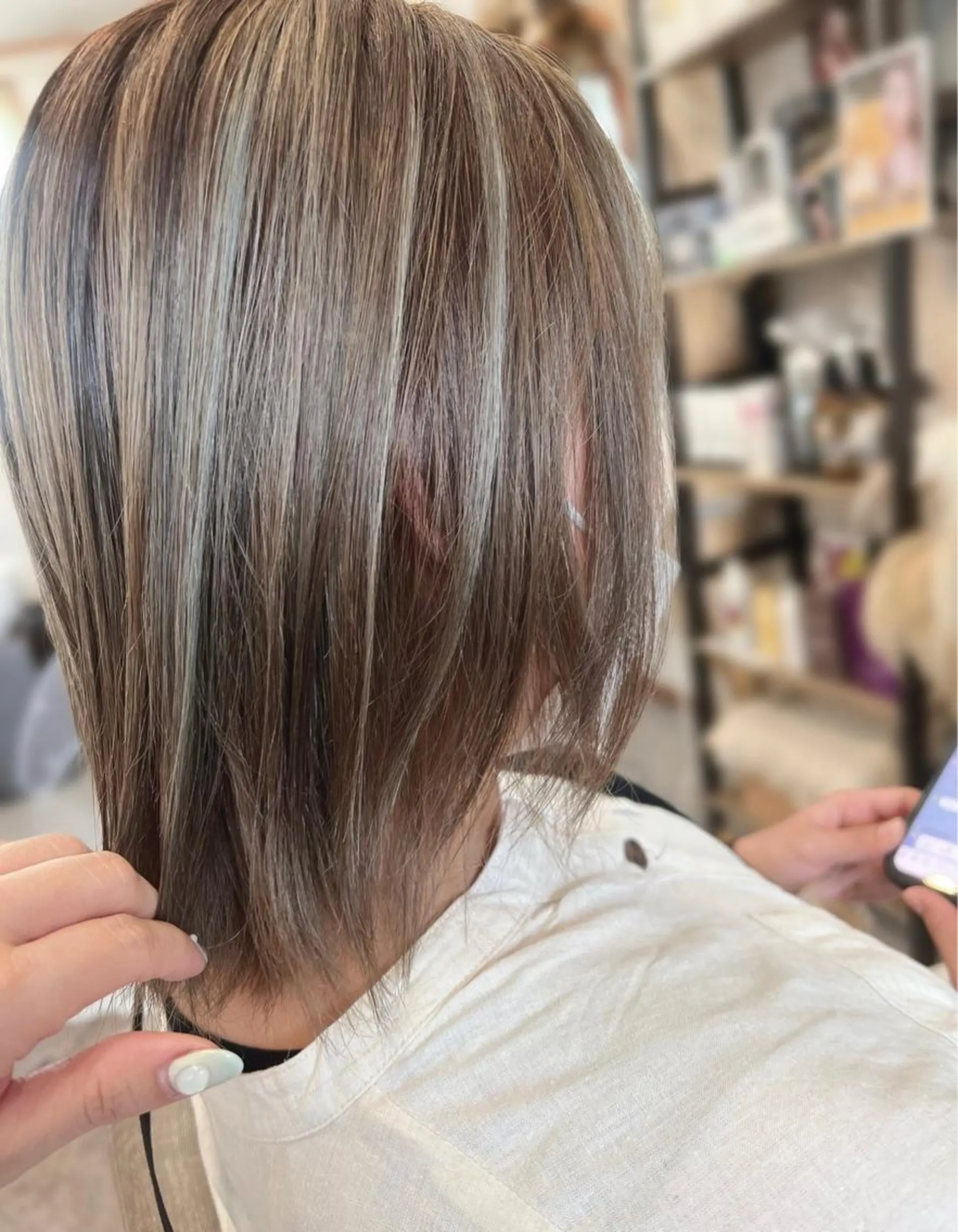 ミディアム カラー ケアカラー ハイライトカラー ハイライト ヘアカラー トリートメント hair works raptureのヘアスタイル