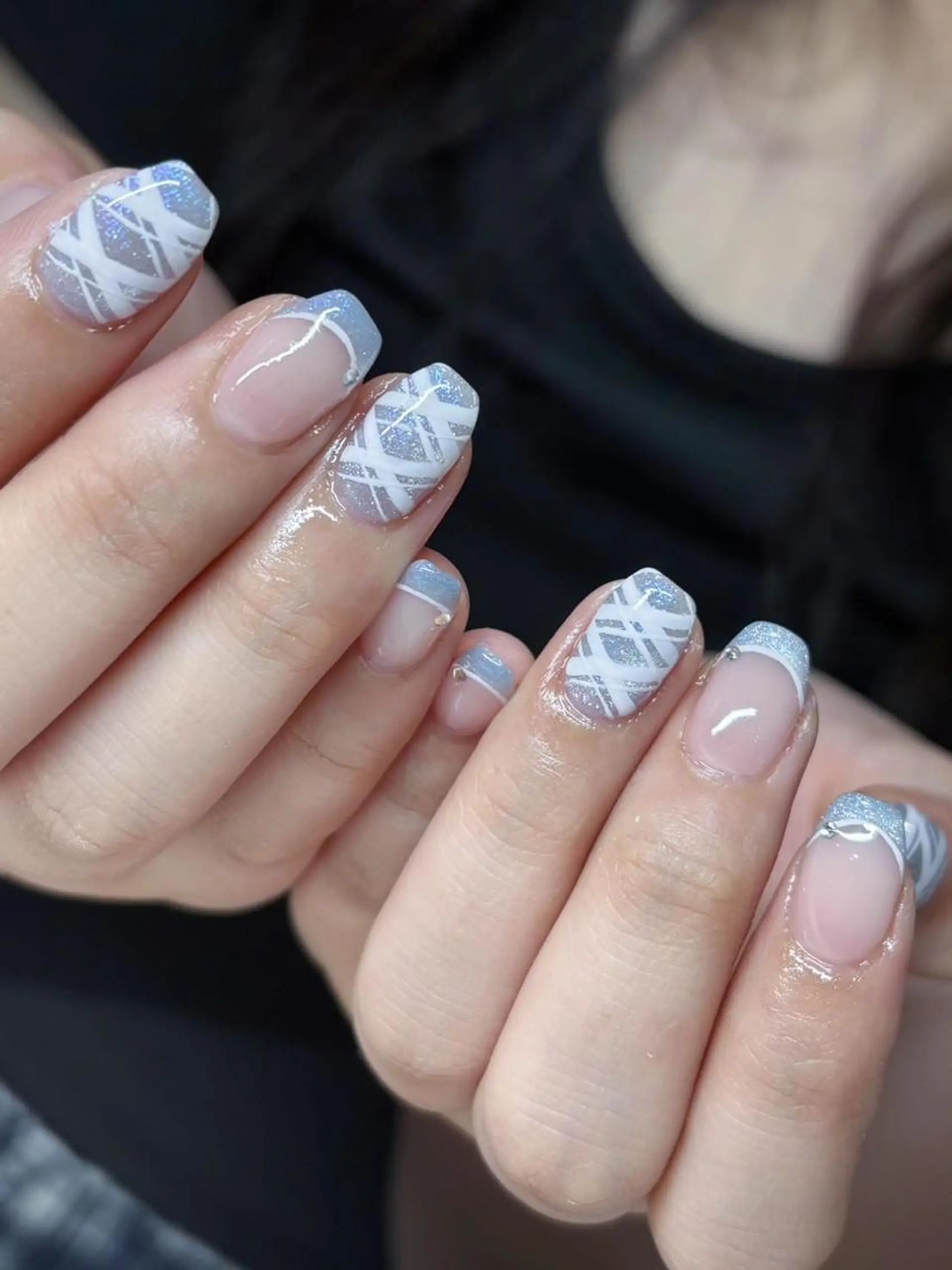 ネイル ボルドー チークネイル クリアネイル 成人式 フラッシュネイル Mai 🪽🩵のネイルデザイン