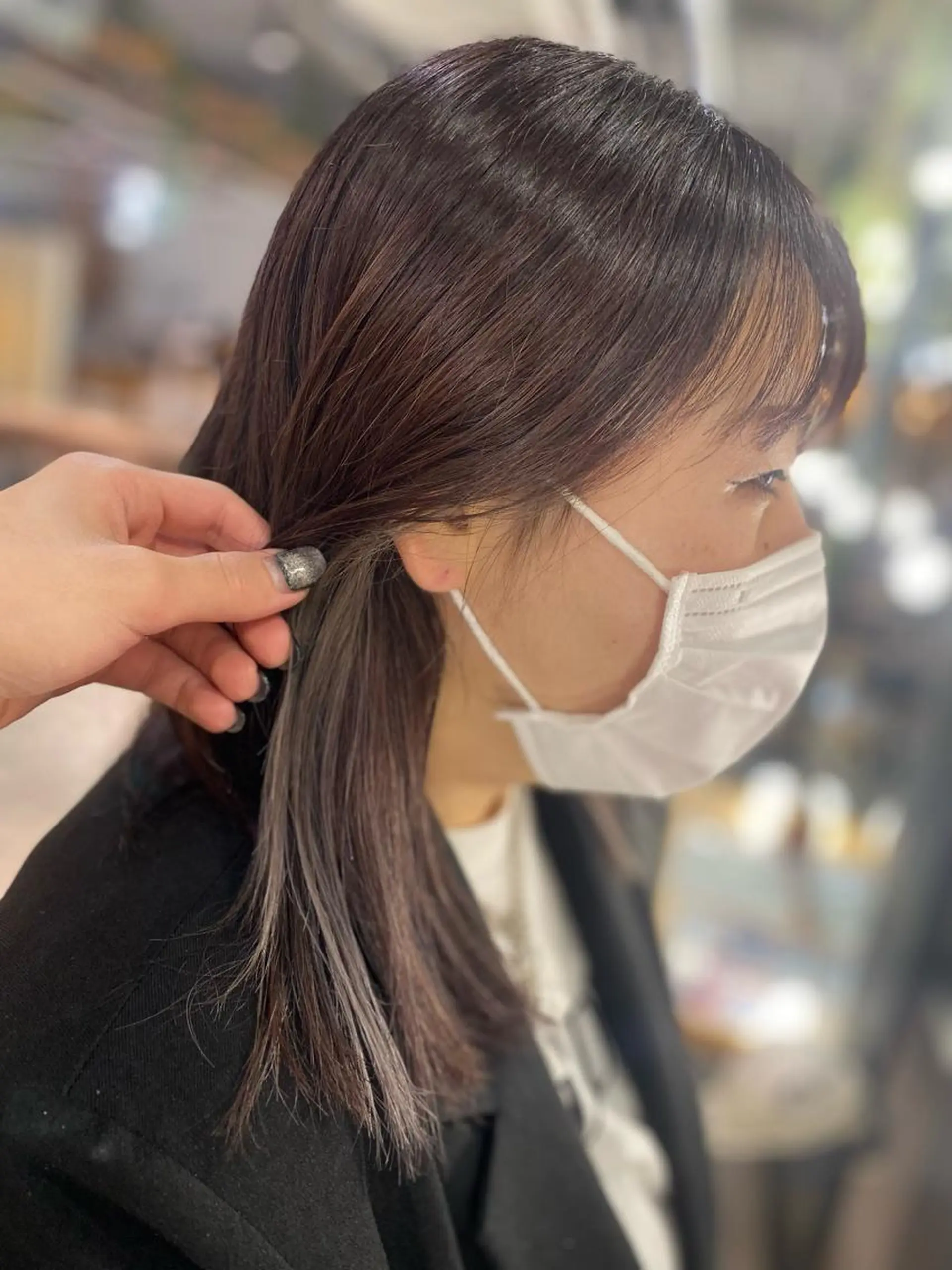 ミディアム カラー シルバー 伊藤 裕也のヘアスタイル