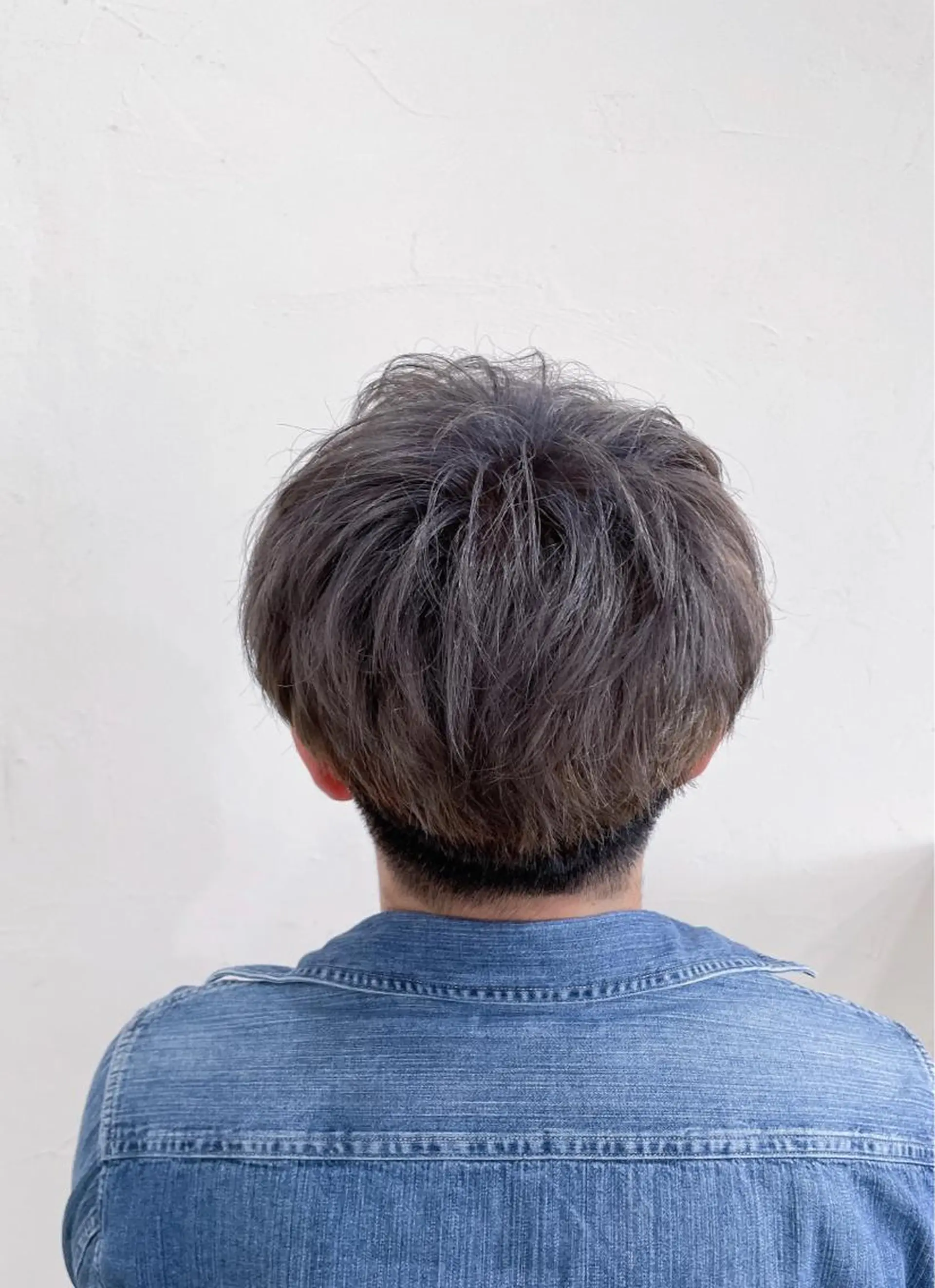 ショート メンズ ヘアカラー かんばら りょーいのヘアスタイル