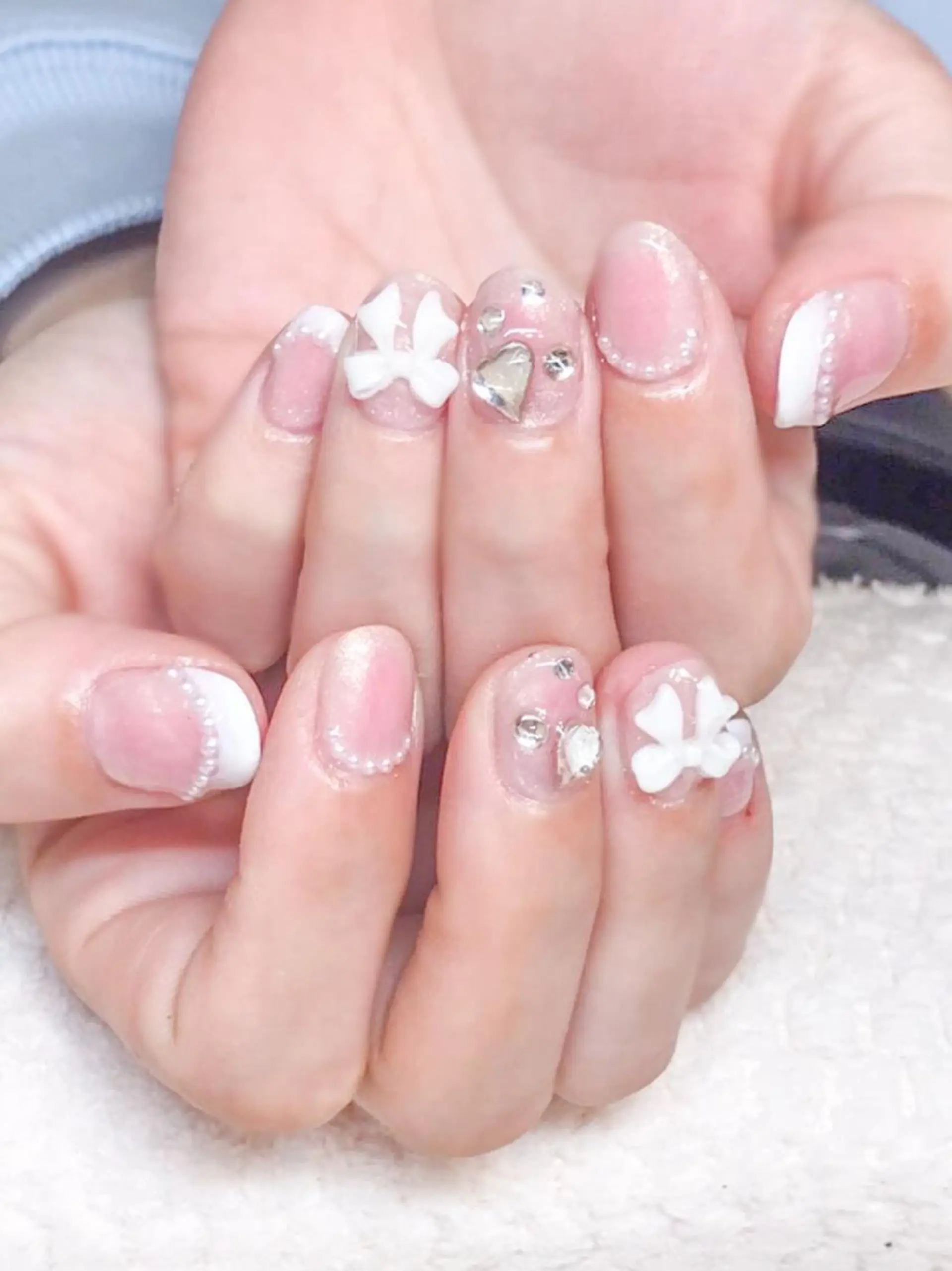 ネイル フレンチネイル ジェルネイル ガラスフレンチ キラキラネイル 韓国ネイル Nyanco Nailのネイルデザイン