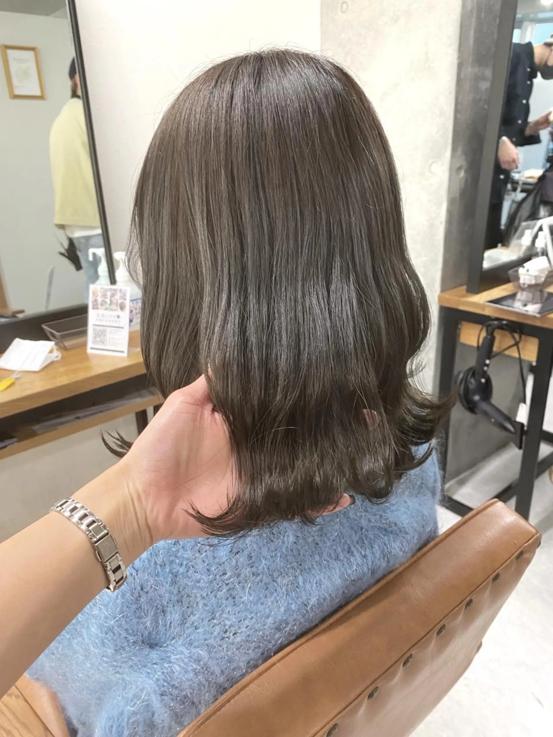 セミロング カラー ヘアアレンジ ヘアカラー トリートメント ヘアセット 🌷FUKA🌷 まろやかハイトーンのヘアスタイル