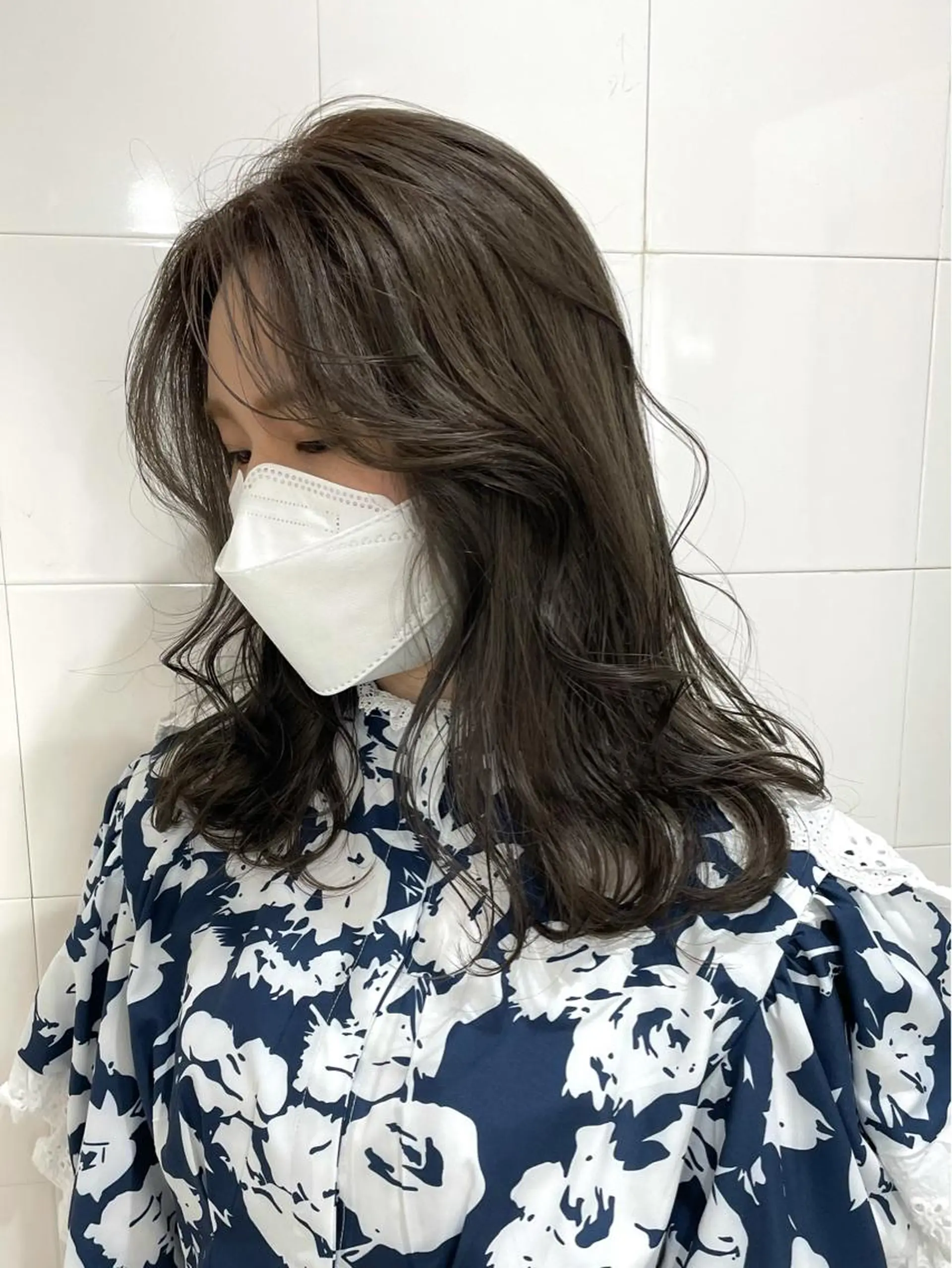 ミディアム カラー ヘアアレンジ ヘアカラー トリートメント ヘアセット ニュアンスハイトーン 🌙サイダサキのヘアスタイル