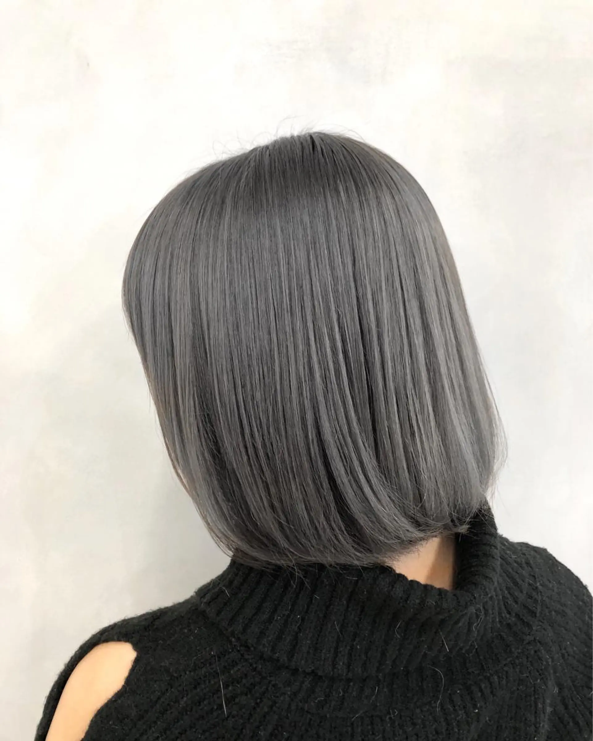 ショート カラー 艶ハイトーンブリーチ 🌈小林侑雅のヘアスタイル