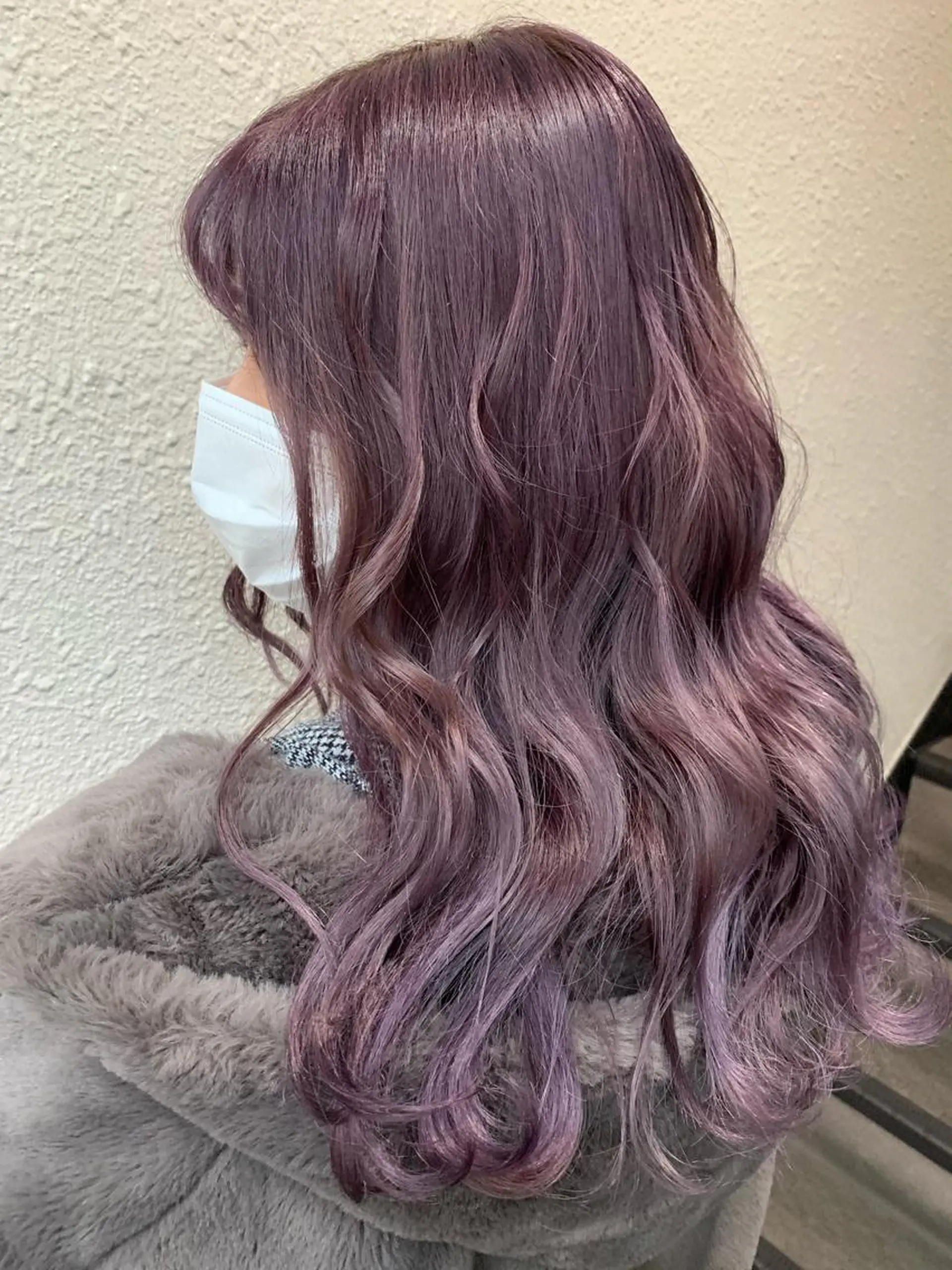 ロング カラー アッシュ ブリーチ ラベンダーカラー ヘアカラー サロウィン千葉所属・サロウィン千葉店 Toshikiのヘアスタイル