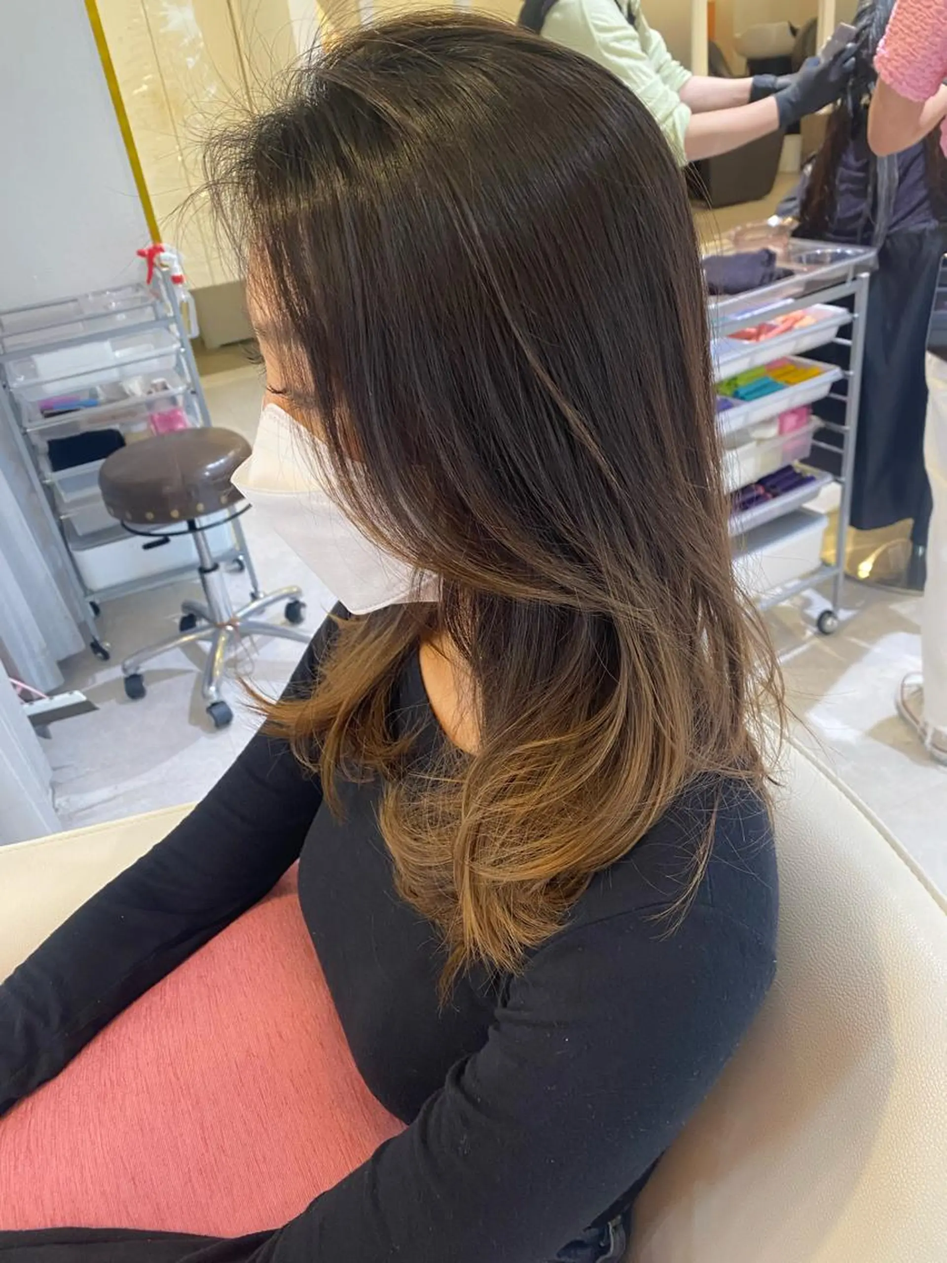 ミディアム カット トリートメント 梛木 唯のヘアスタイル