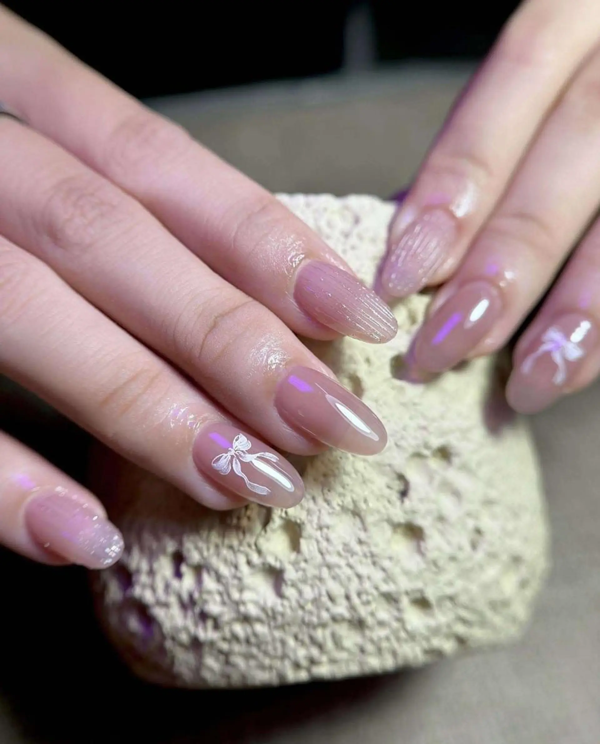 ネイル アートネイル ピンク リボン ハンドネイル ヒユ ビューティーのネイルデザイン