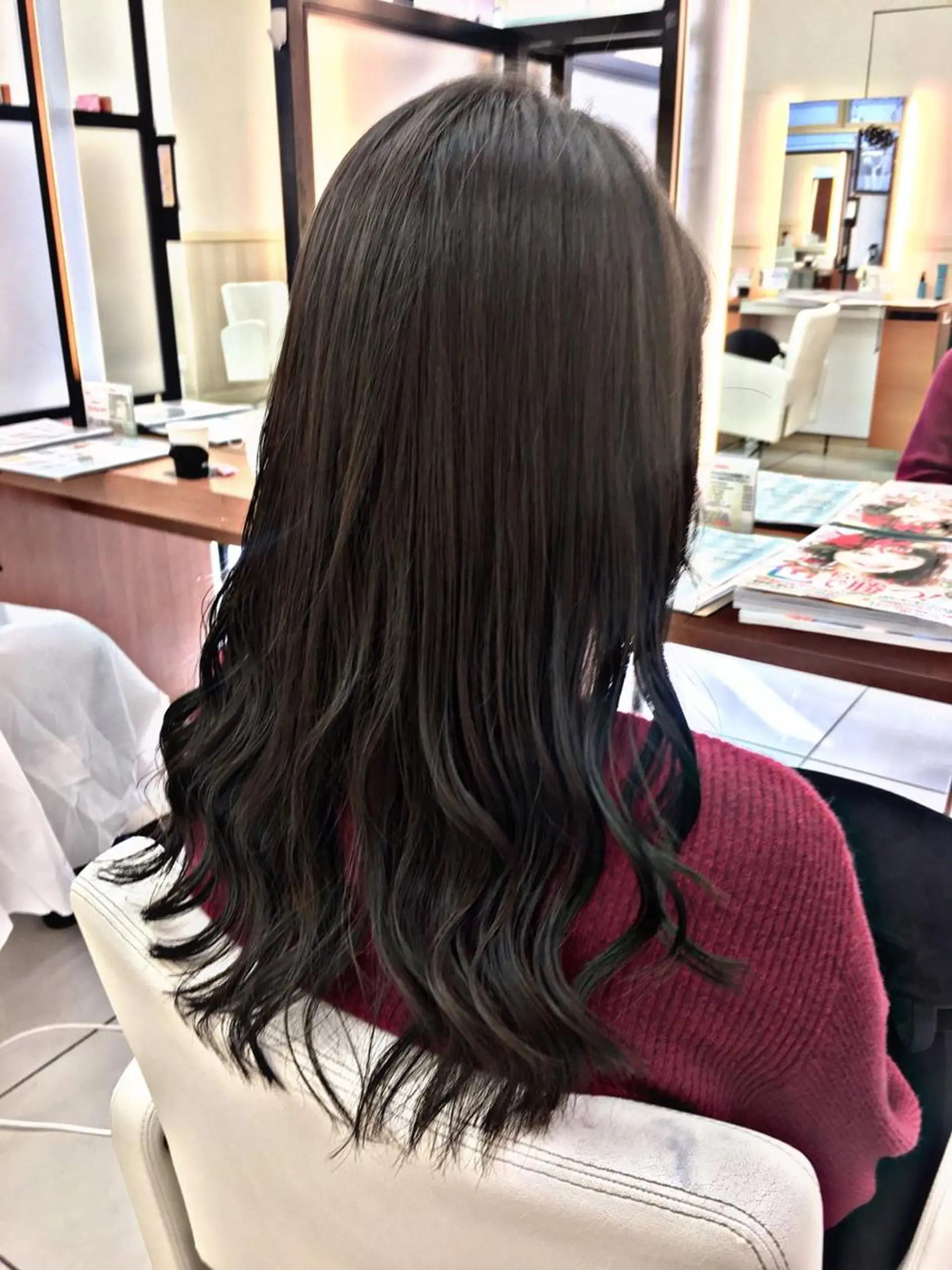 ロング カラー イルミナカラー 外国人風カラー カット ヘアカラー トリートメント N° jillva ♦️川端裕司♦️のヘアスタイル