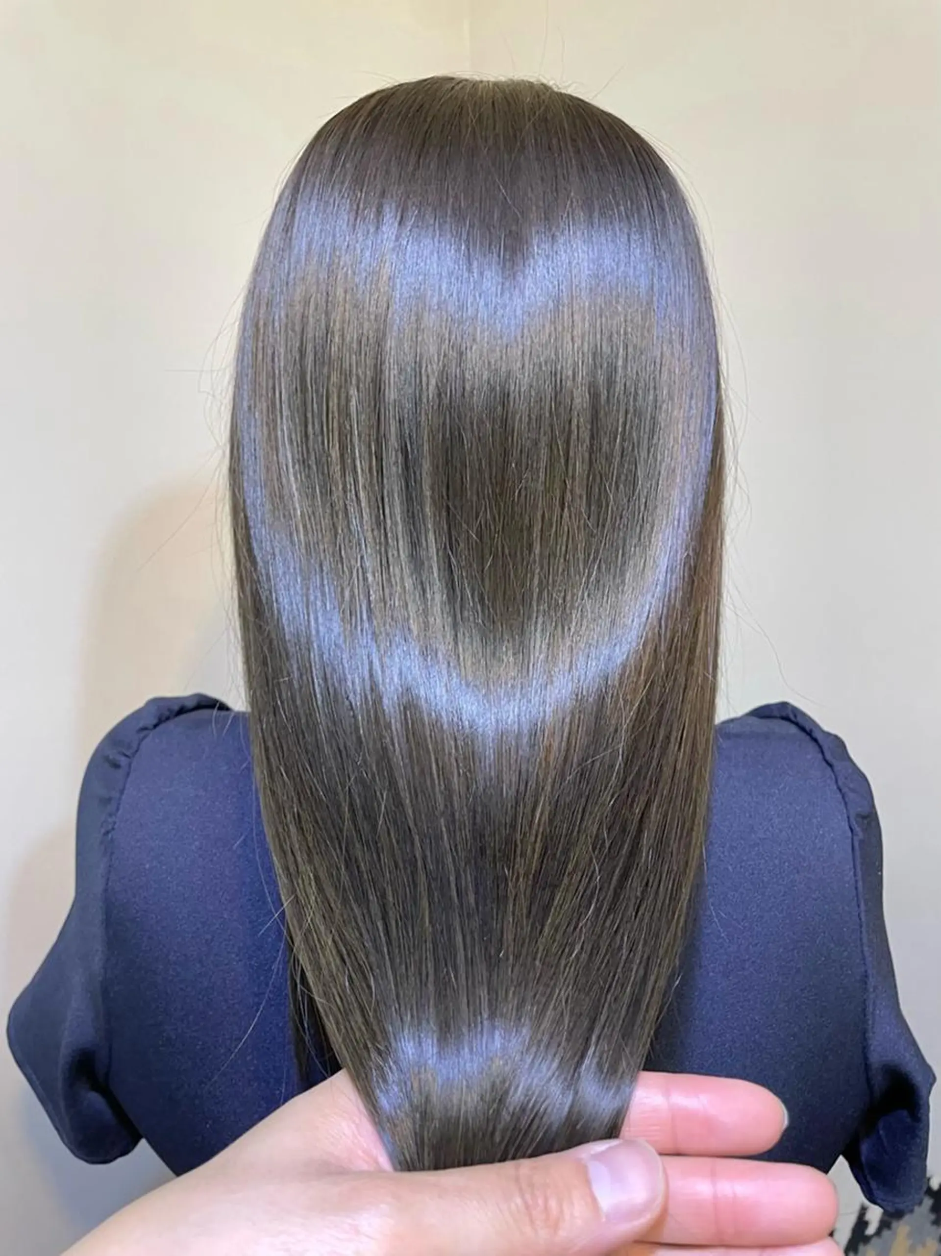 ロング カット 縮毛矯正 プチプラ&ハイクオ リティ✰Lilly✰のヘアスタイル