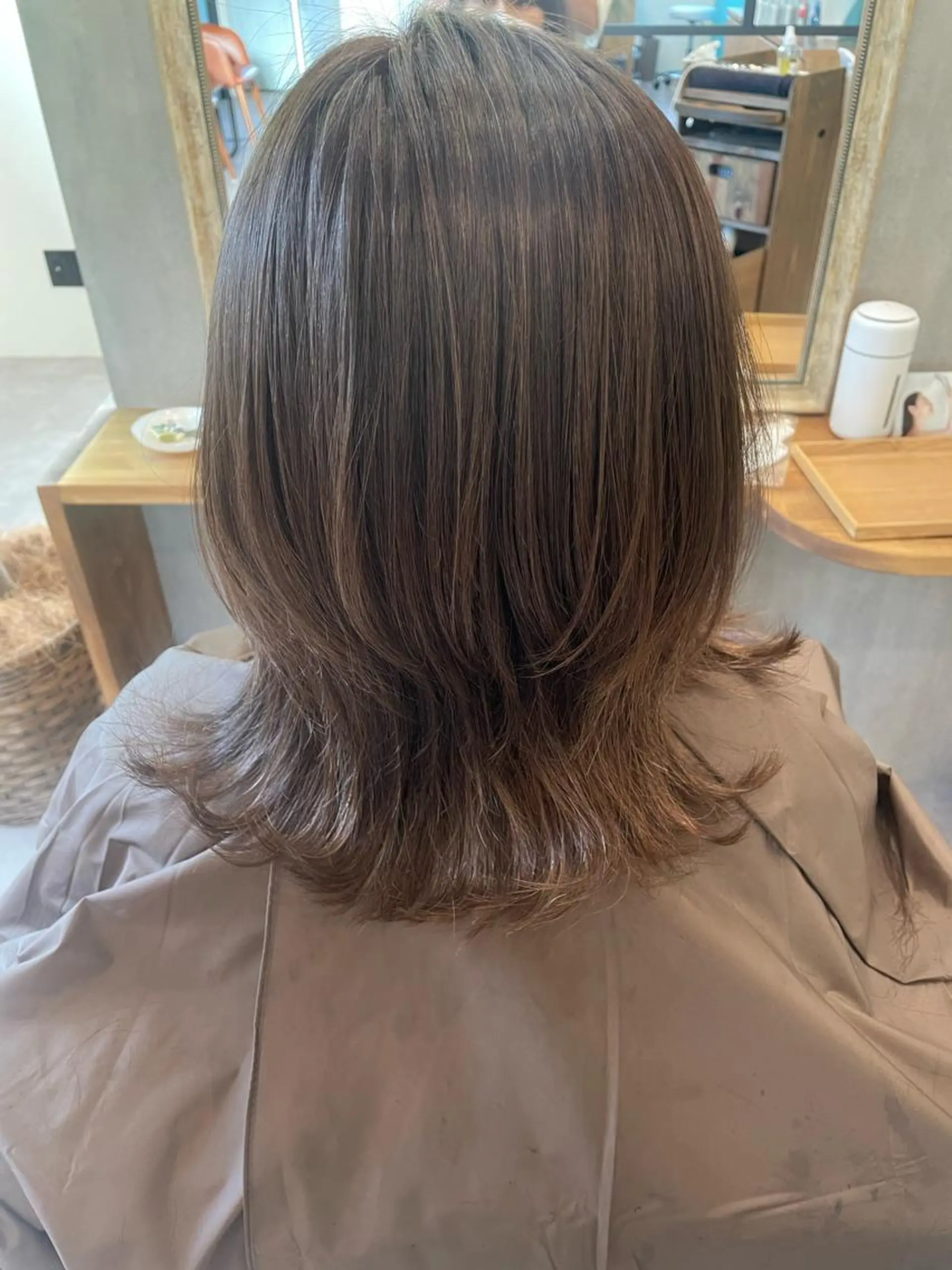 ミディアム ウルフカット hair&make Lokahiのマツエク・マツパデザイン