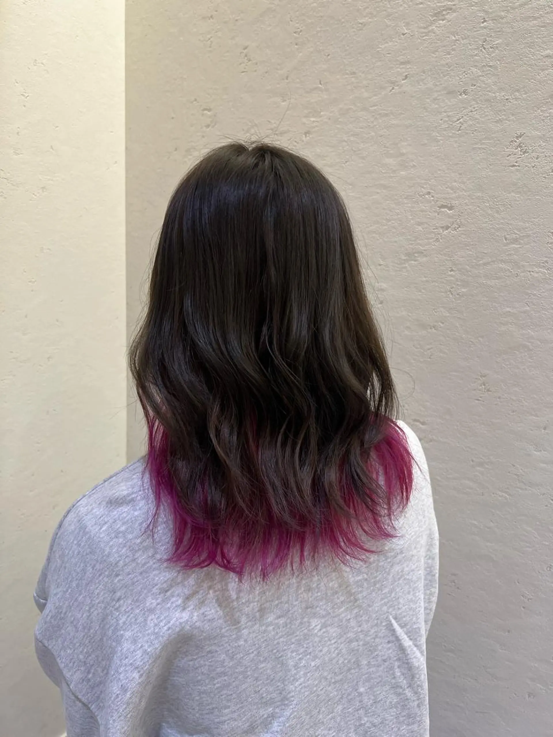 カラー 長谷 朋美のヘアスタイル