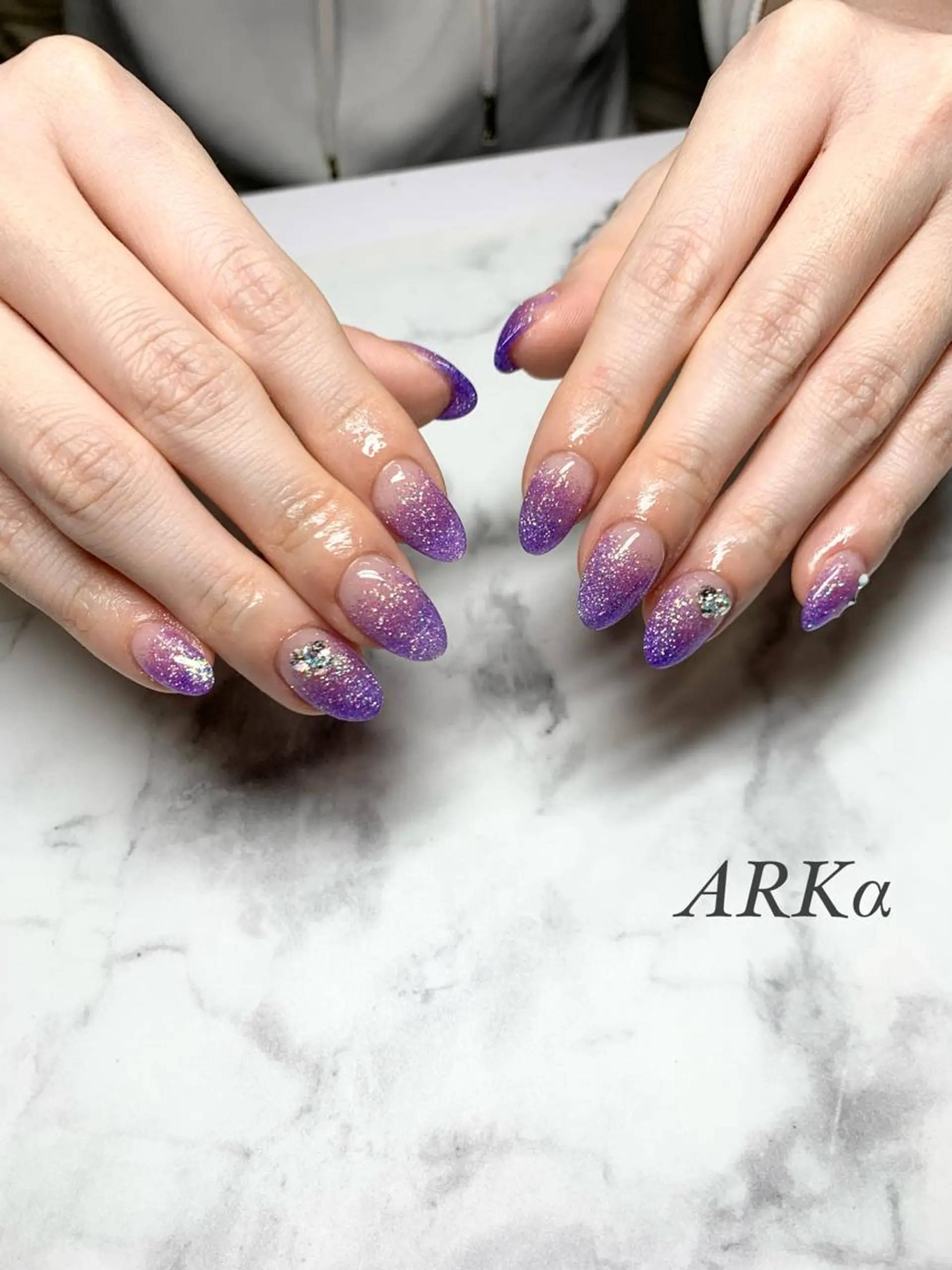 ミディアム ネイル ハンドネイル Nailsalon ARKαのネイルデザイン