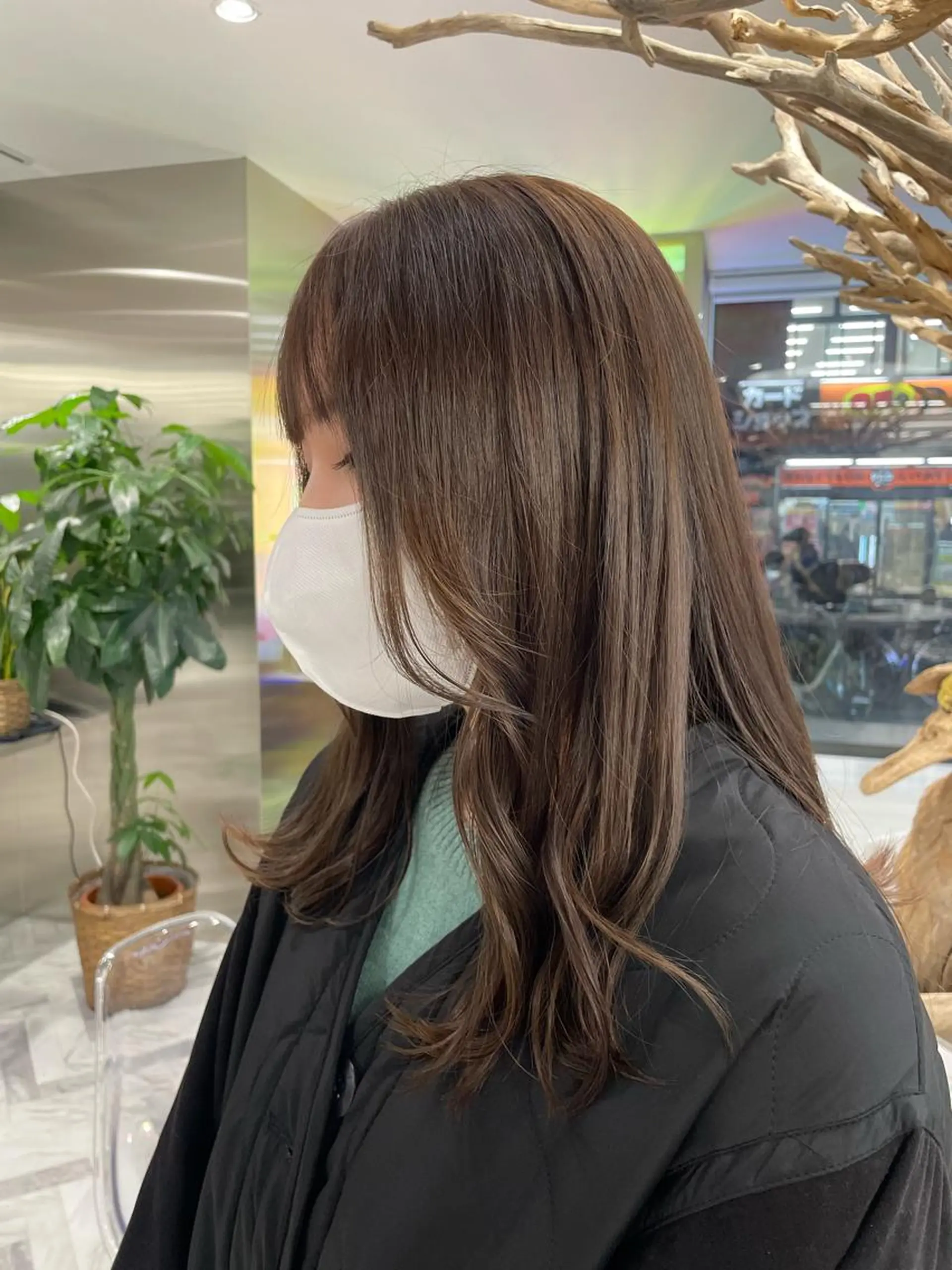 セミロング カラー アッシュ アッシュブラウン ブラウンカラー オレンジ ヘアカラー 🧁はるひ/ ZEST八王子🟡のヘアスタイル