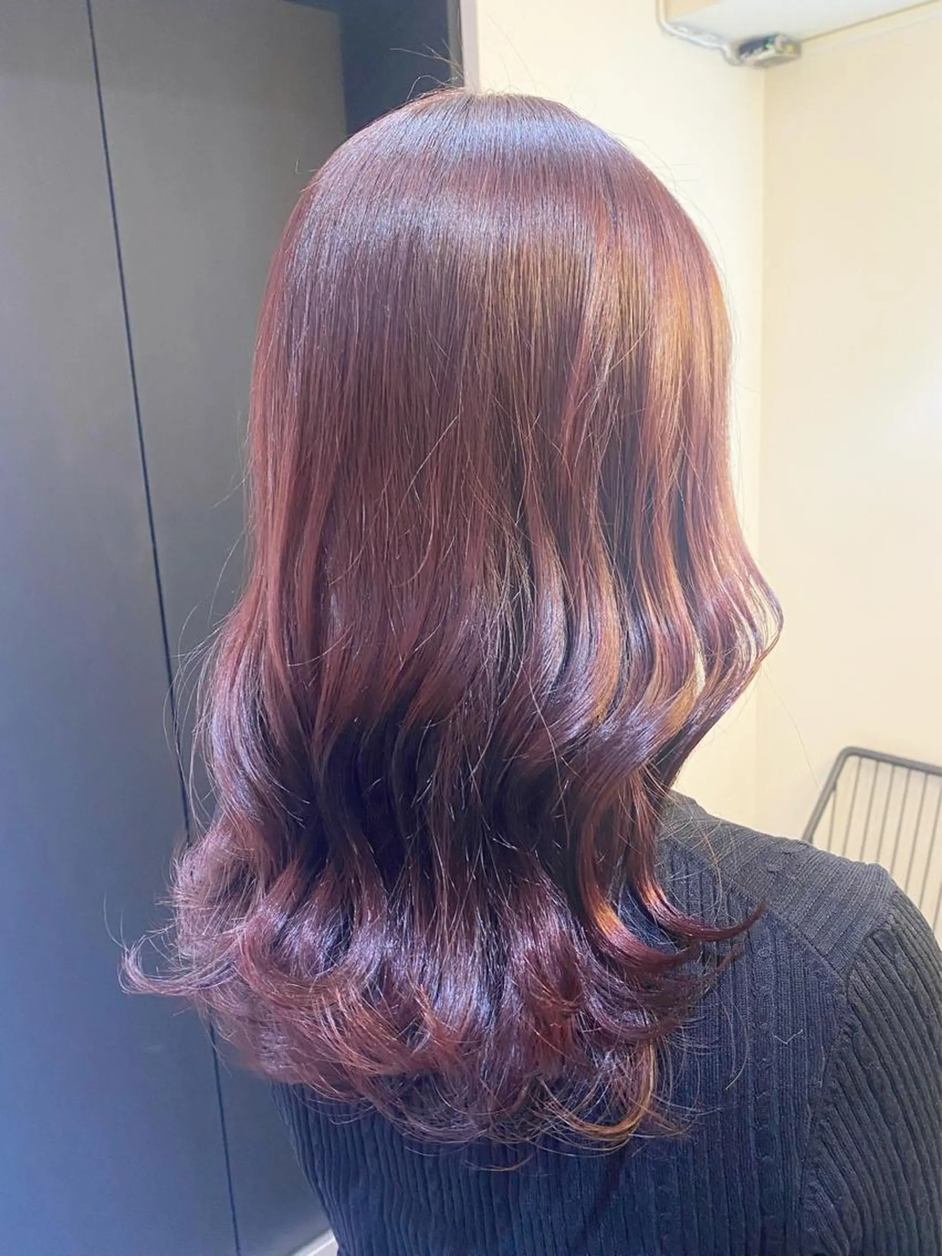セミロング ハイライト 髪質改善 縮毛矯正 トリートメント 酸熱トリートメント ヘアカラー トリートメント 艶ピンク*ヘアセット 🌙shioriのヘアスタイル