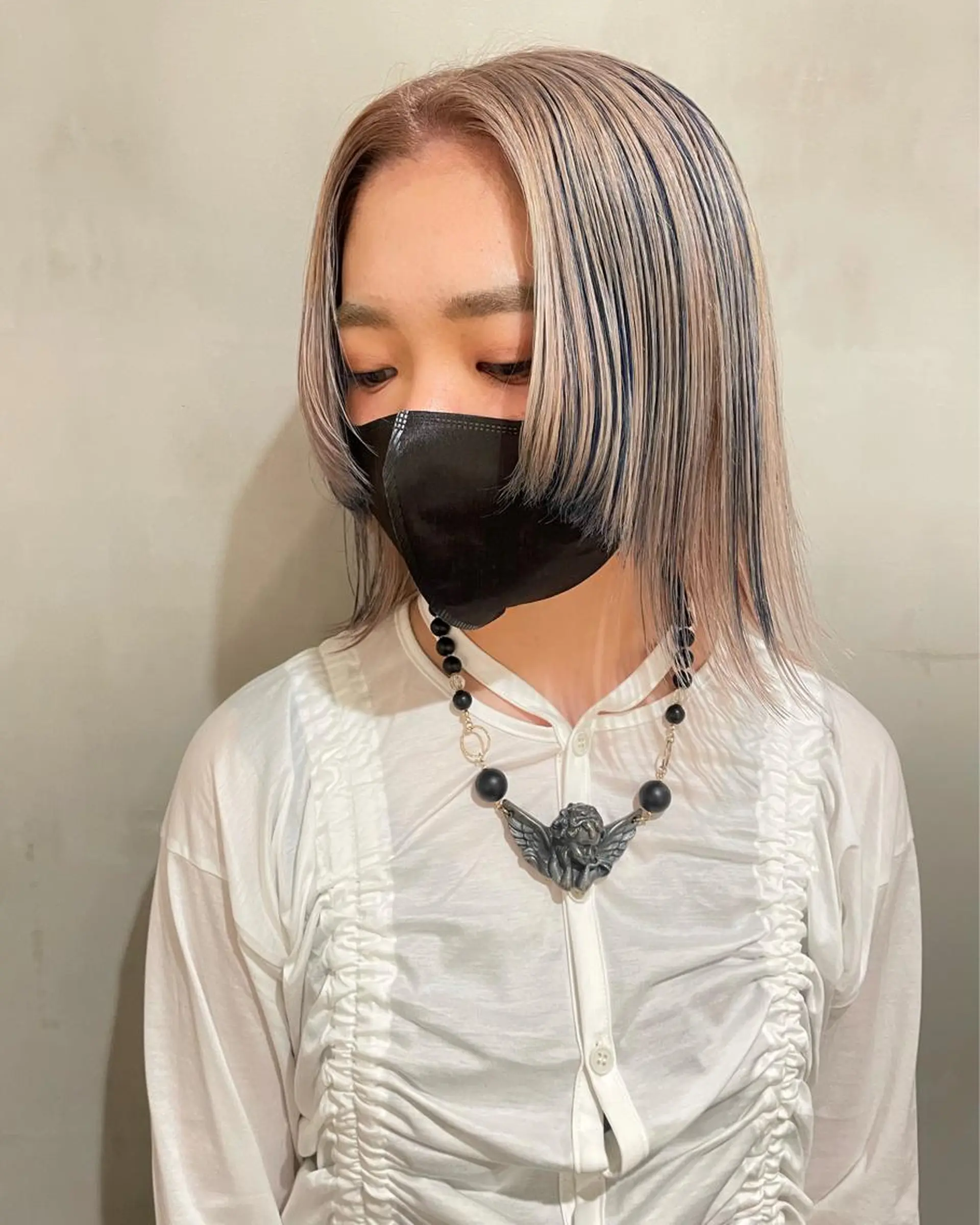 ミディアム カラー カット ヘアカラー トリートメント 優 作のヘアスタイル