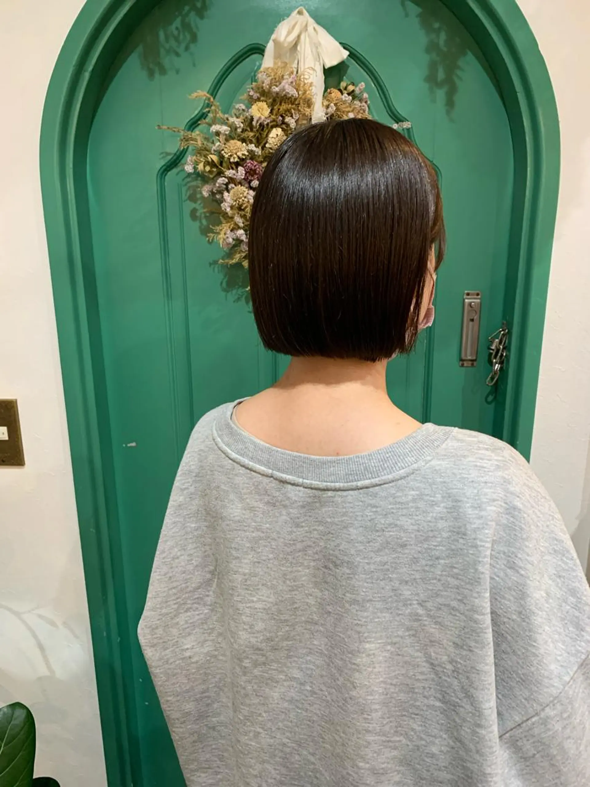 ショート カット 佐藤 美咲のヘアスタイル