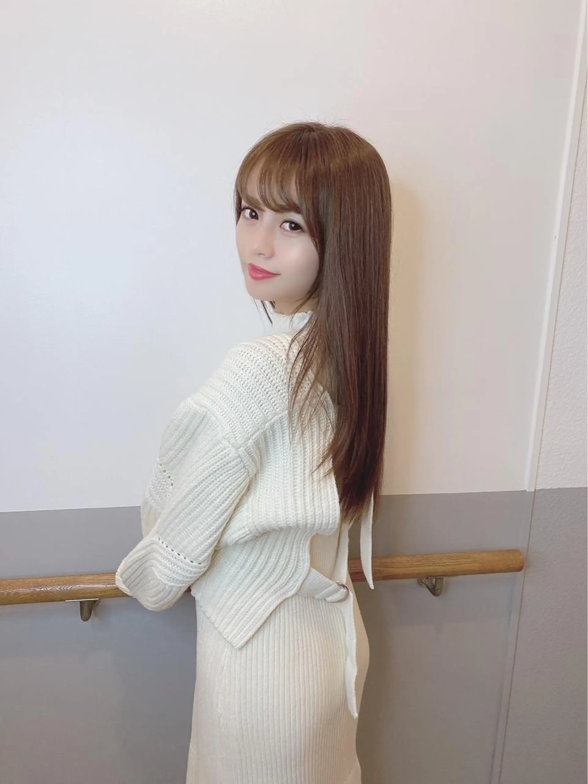 ロング カラー カット トリートメント 顔まわりカット✨艶髪 ✨髪質改善✨伴響佳のヘアスタイル