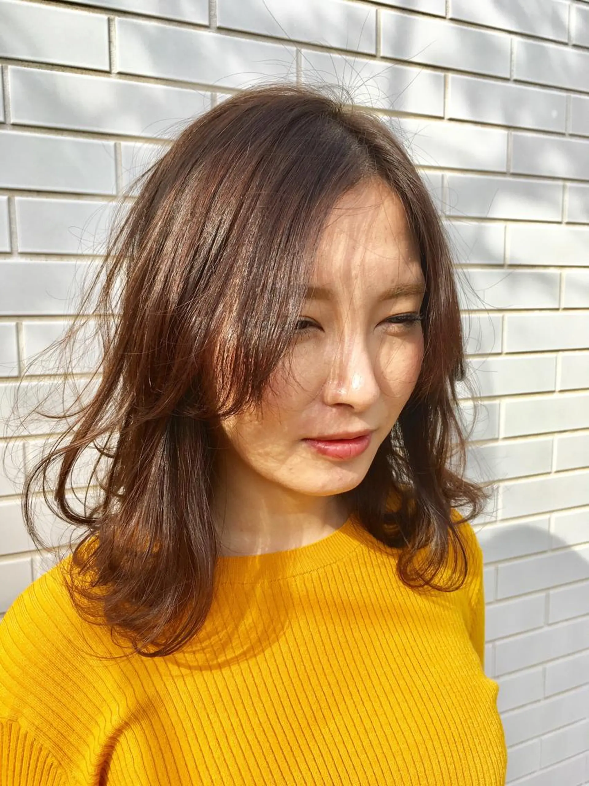 ミディアム カラー 外ハネヘア 小酒井 智洋のヘアスタイル