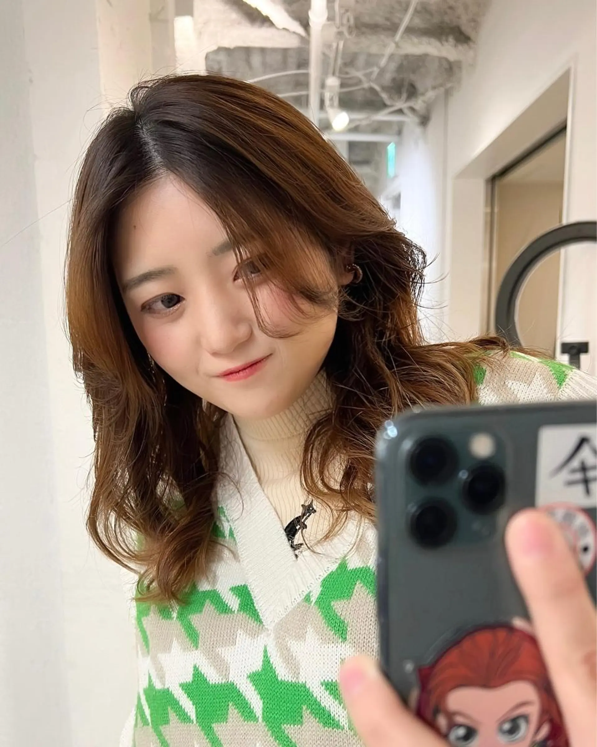 セミロング カラー パーマ セミロングパーマ くびれヘア 韓国風ヘア カット ヘアカラー パーマ トリートメント レイヤーカットのプロ 大人ヘア宮森貴志のヘアスタイル