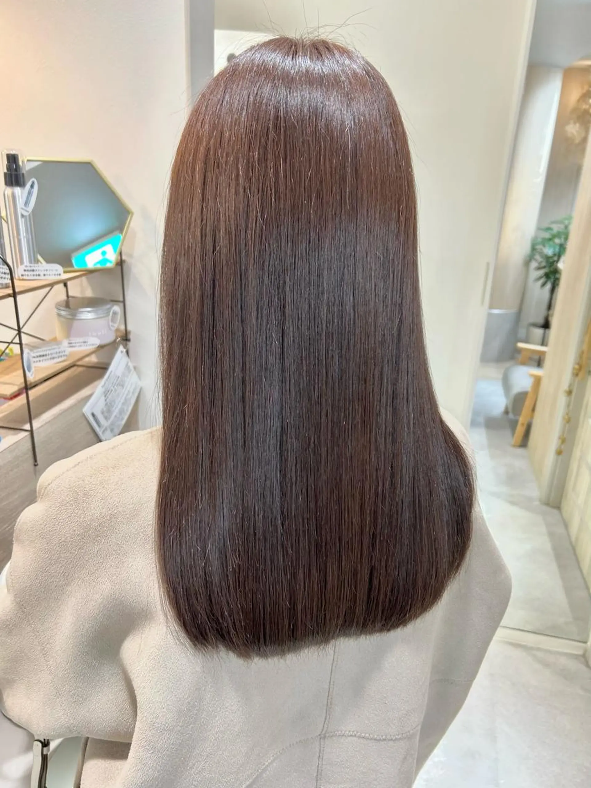 ロング カラー カット ヘアカラー トリートメント 西 めぐみのヘアスタイル