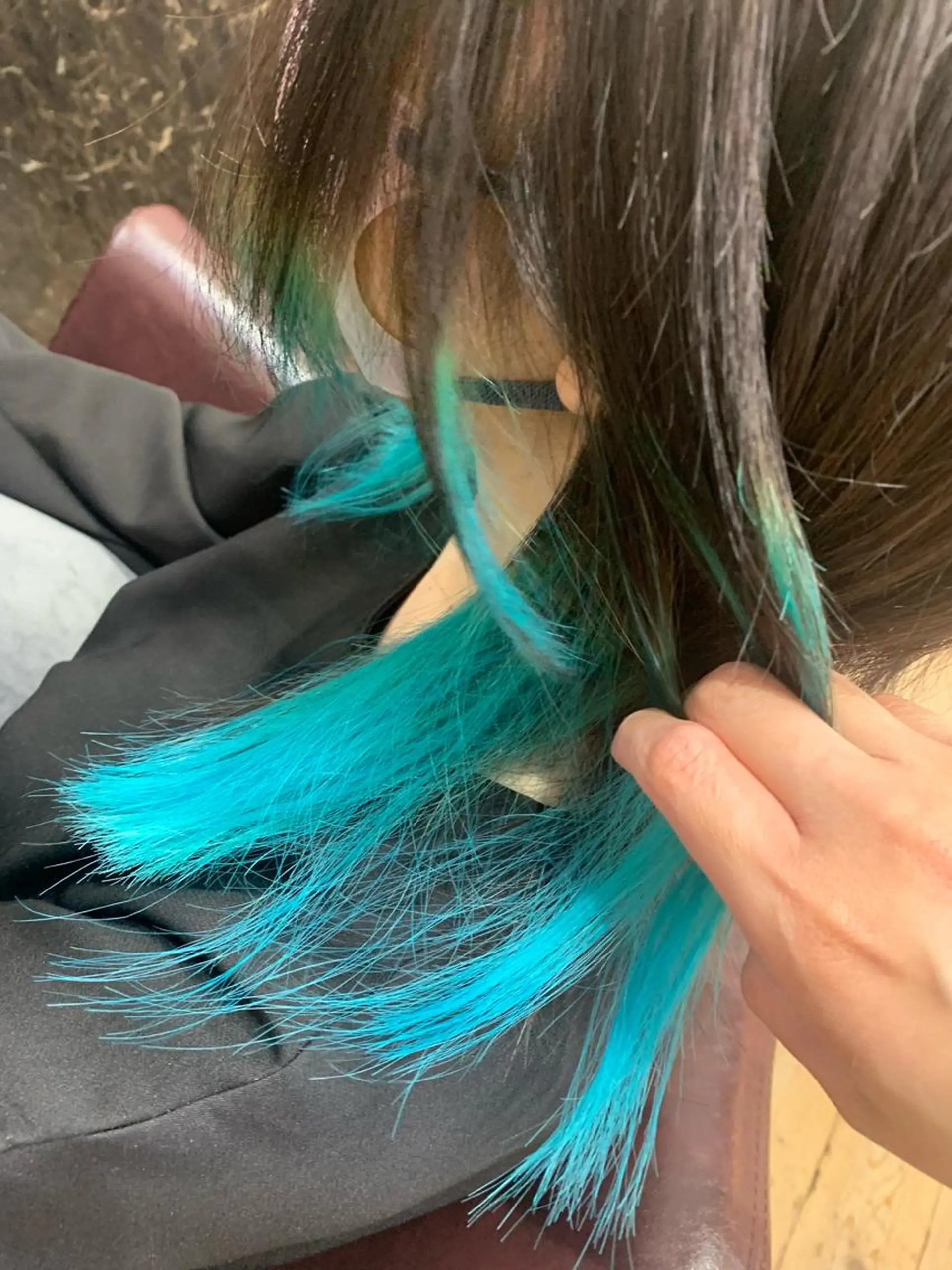 ロング カラー YOMU SUZUのヘアスタイル