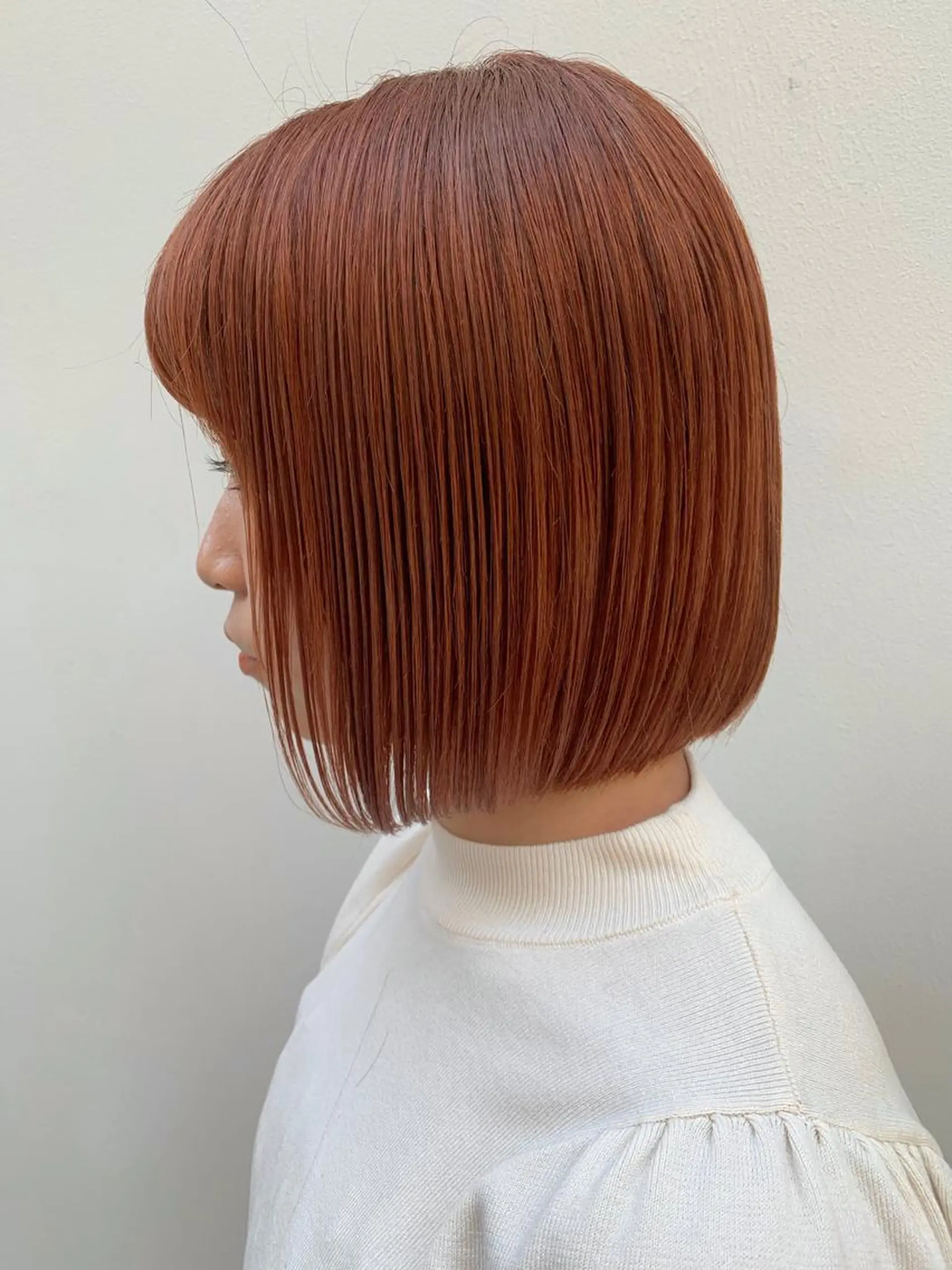 ミディアム カラー オレンジ ボブ ヘアカラー トリートメント chama レイヤーカットのヘアスタイル