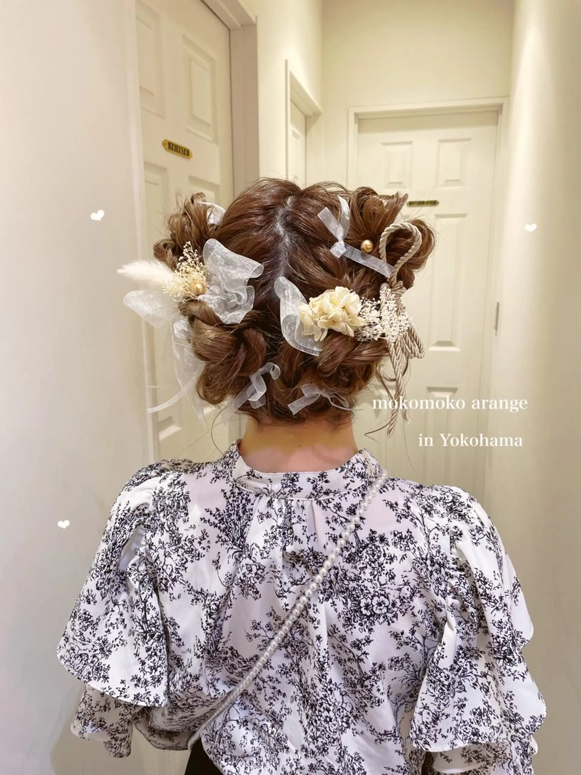 ロング ヘアアレンジ 卒業式のヘアスタイル エクステ/ハイトーン 🐏☁️miminaのヘアスタイル