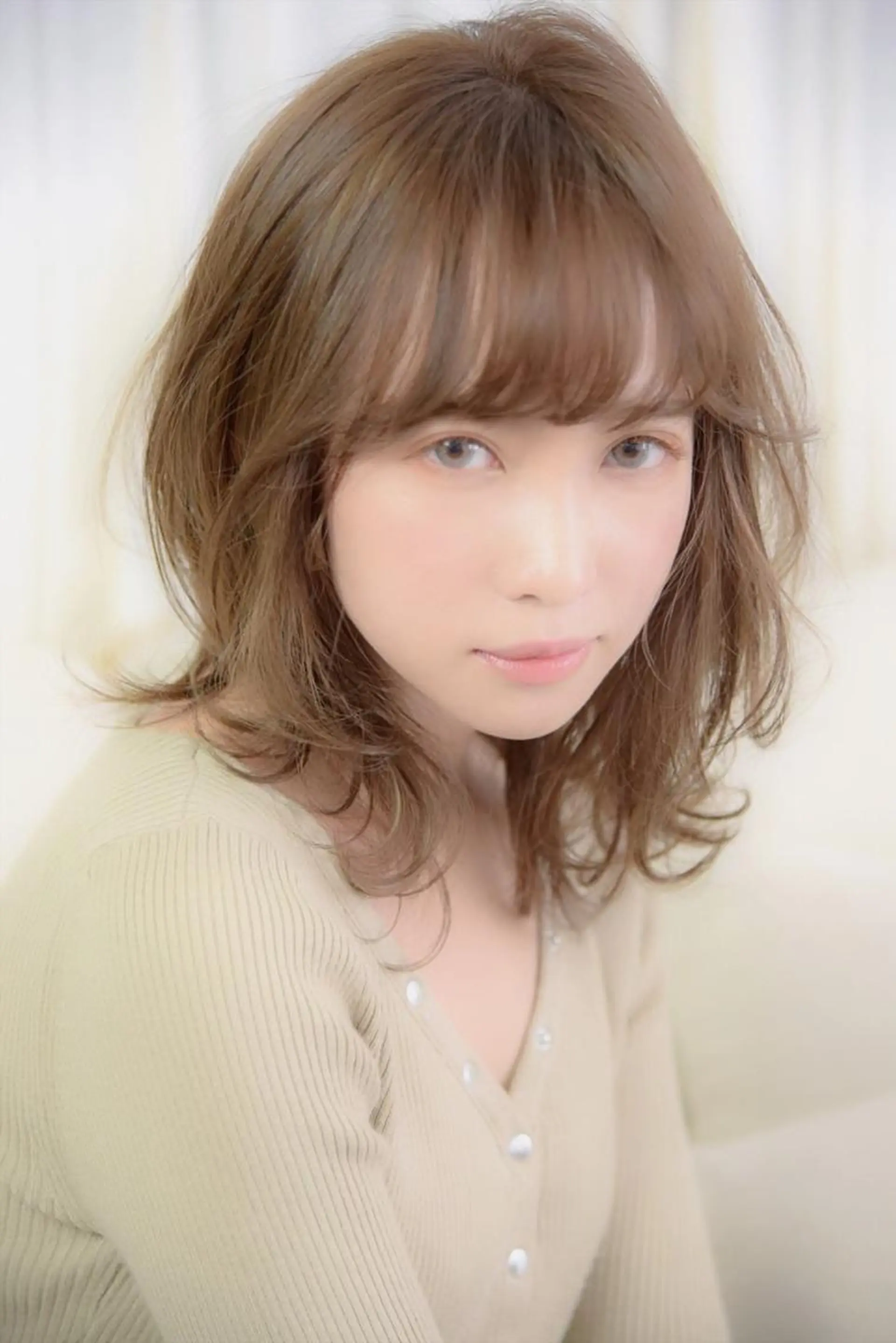 ミディアム 荻原 康成のヘアスタイル