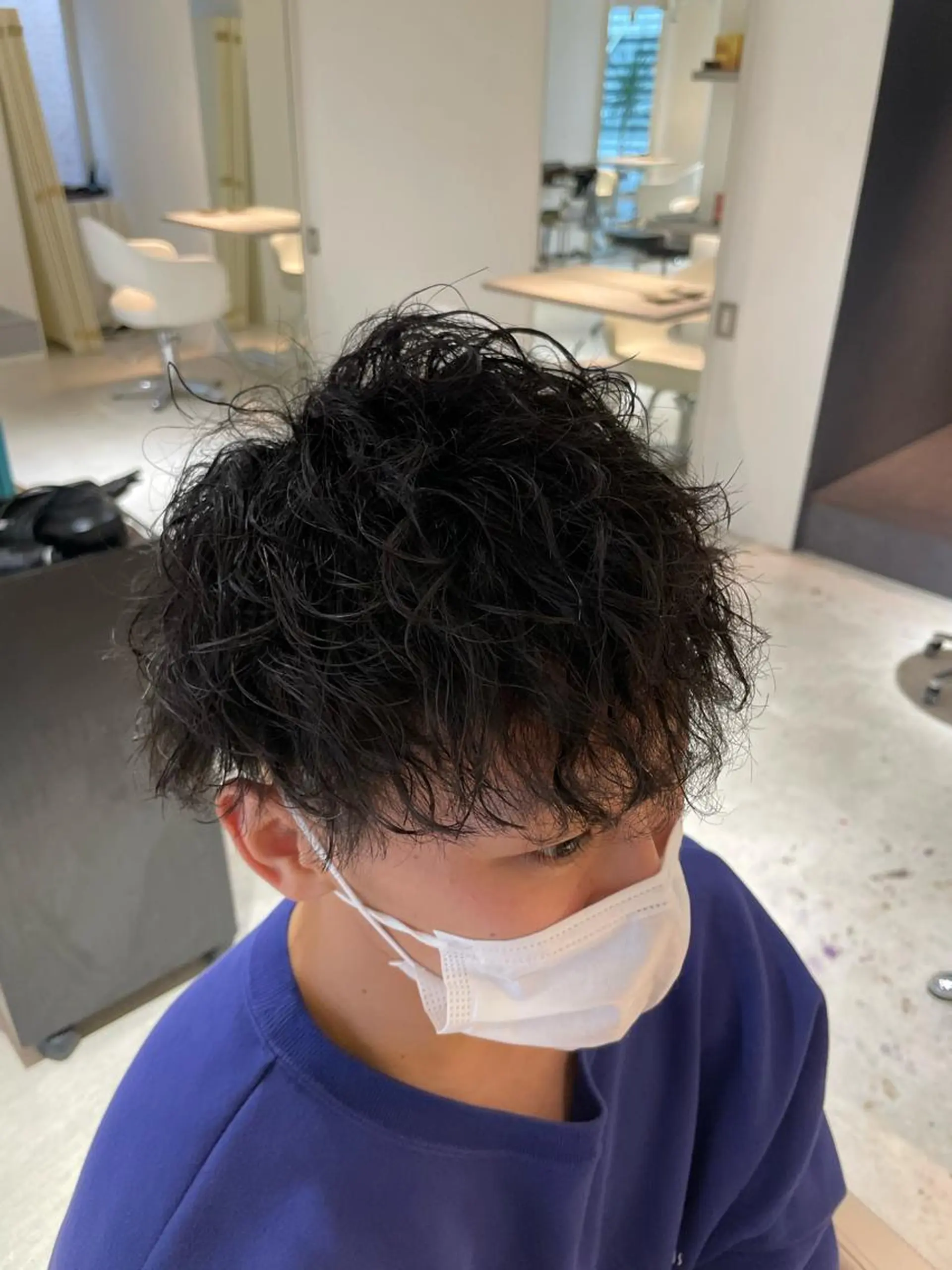 ショート パーマ メンズ メンズパーマ スパイラルパーマ カット ヘアカラー トリートメント ✨髪のソムリエ✨ 岩川和生（店長）🦄のヘアスタイル