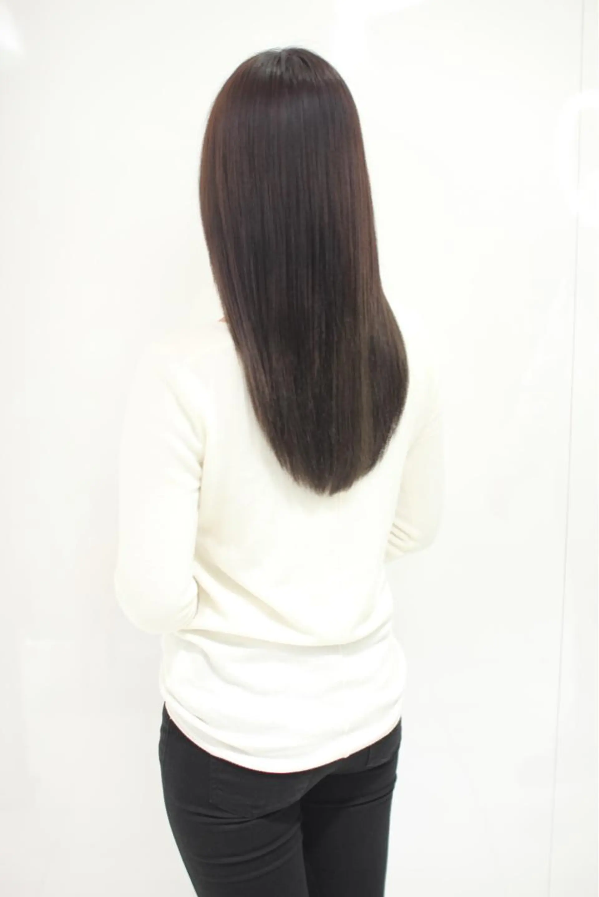 セミロング 髪質改善 トリートメント due(ドゥーエ）所属・onishi yoshinaoのヘアスタイル