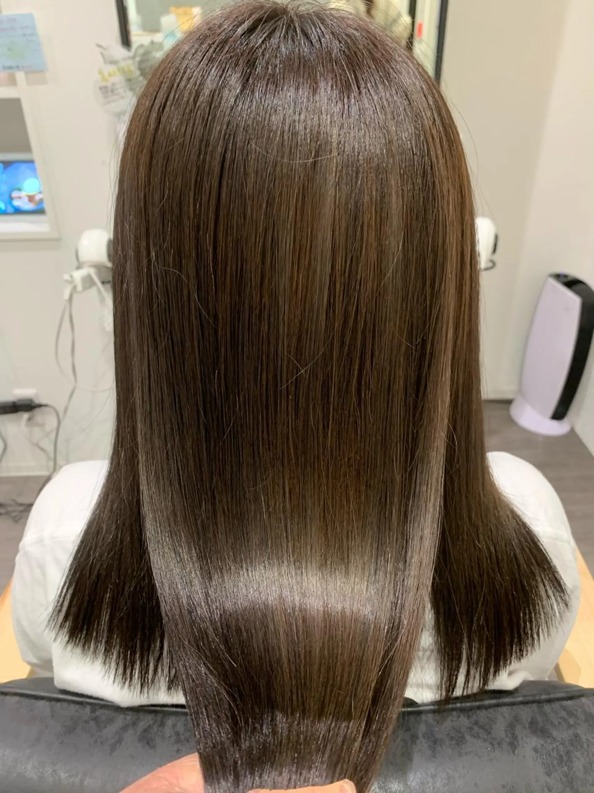 ミディアム 【酸性ストレート】 宮下和明のヘアスタイル