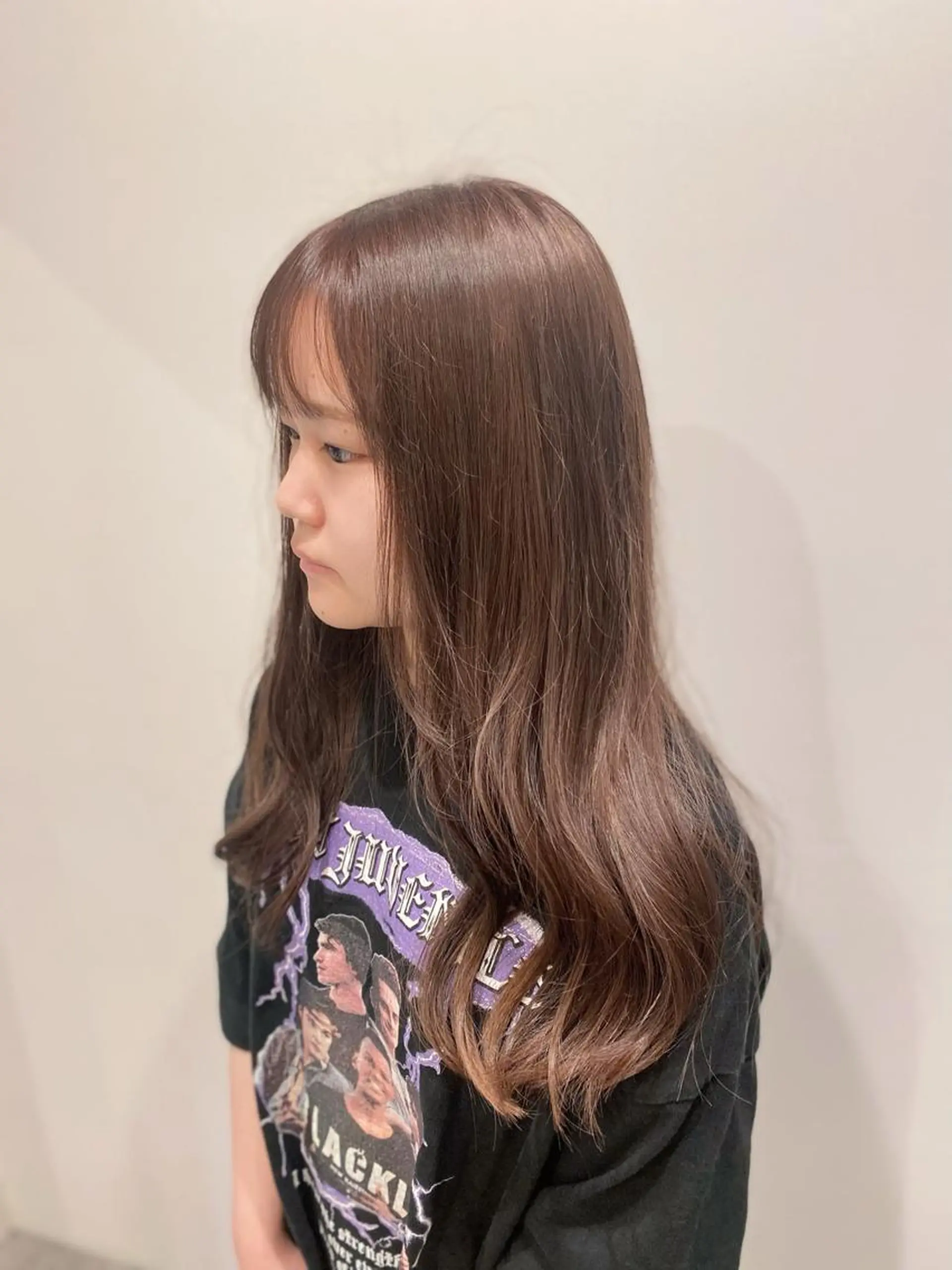 セミロング カラー 透明感カラー グレージュ ヘアカラー 🍑 モモカ🍑のヘアスタイル