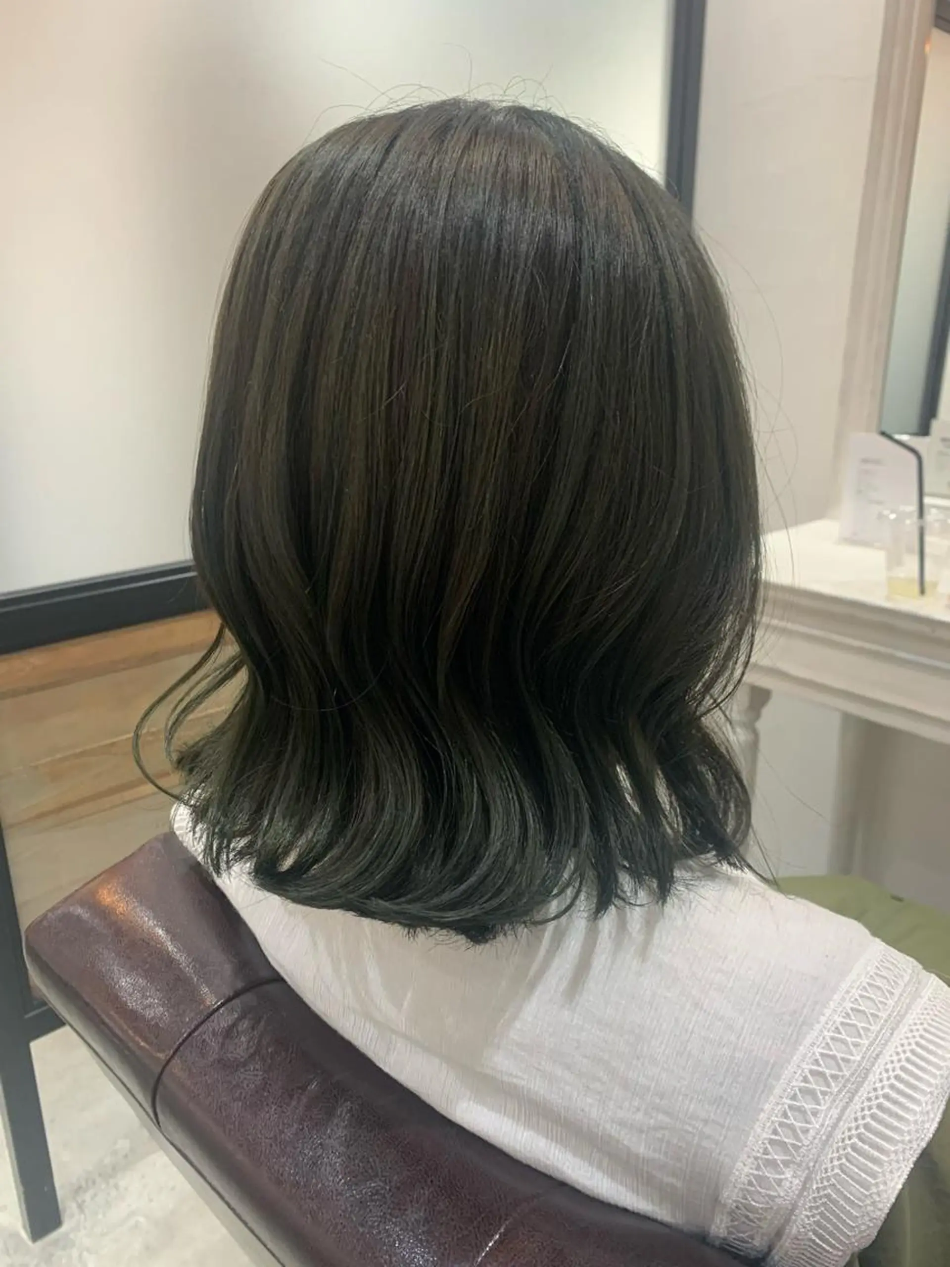ミディアム カラー ヘアアレンジ ヘアカラー トリートメント kei/透明感カラー /ベージュ/ブリーチのヘアスタイル