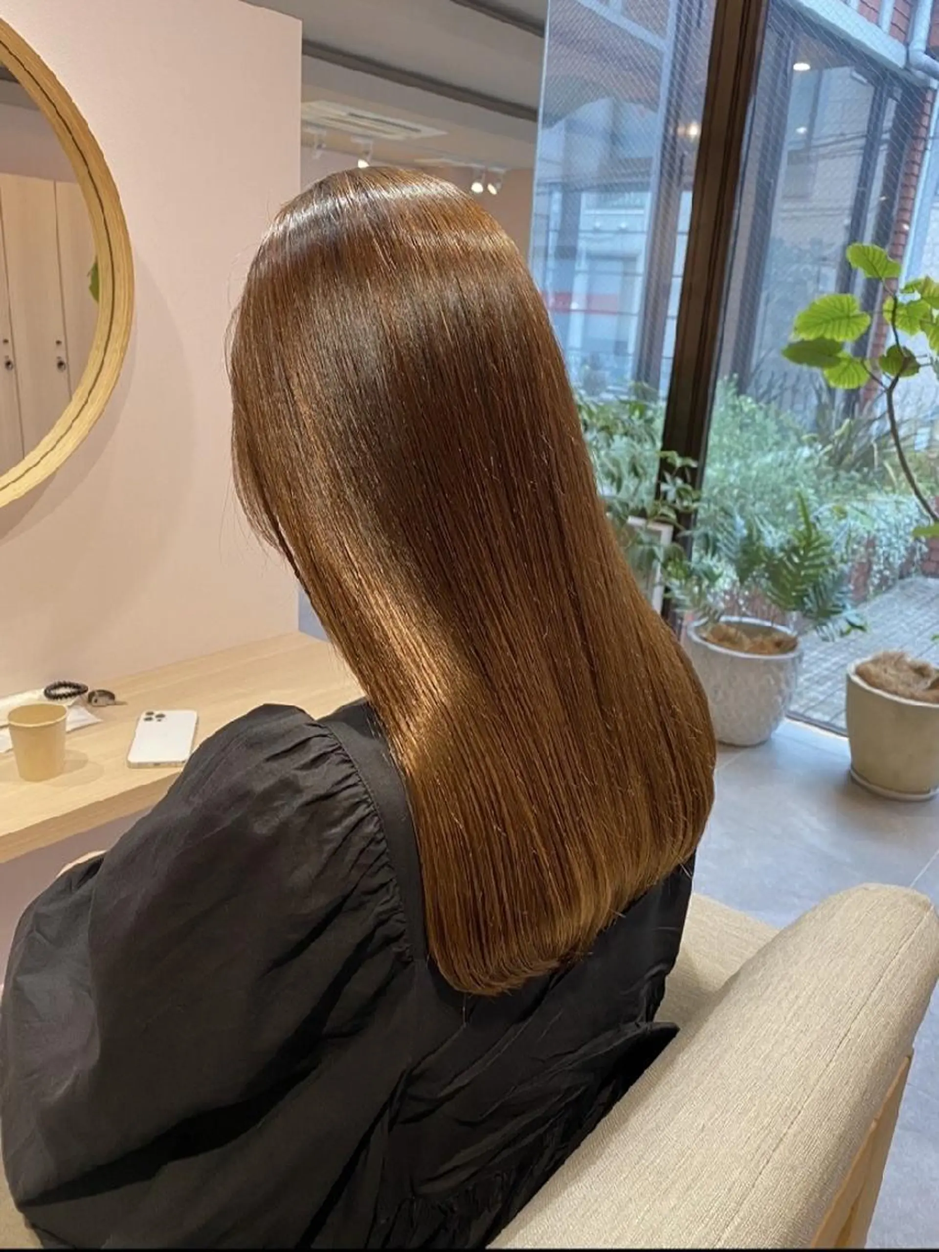 カラー 芝智也／ ナチュラルハイトーンのヘアスタイル