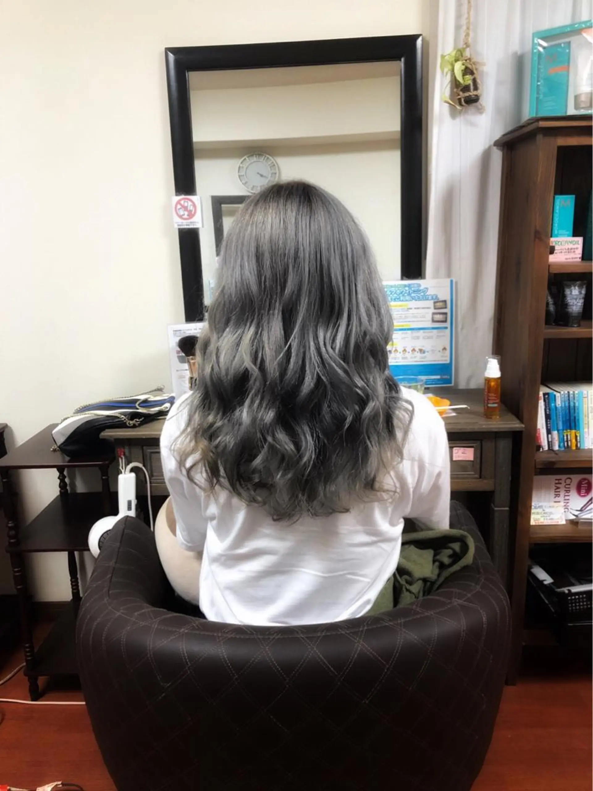 ロング カラー ブリーチ ダブルカラー ハイトーンカラー 是枝 さくらのヘアスタイル