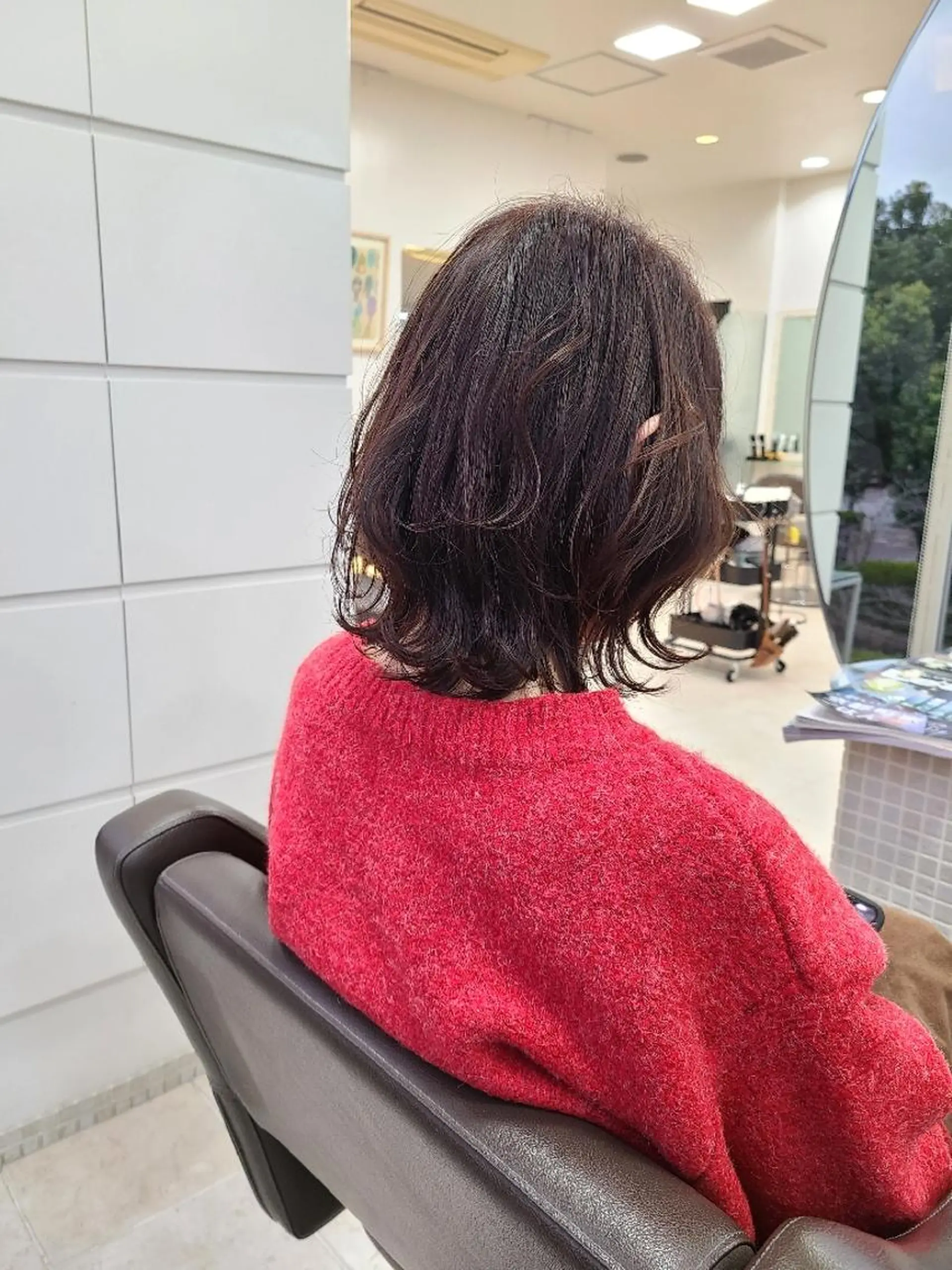 ミディアム GO TODAYシェアサロン岡山店所属・🎗️髪質改善・美髪 艶髪🥇小西邦生のヘアスタイル