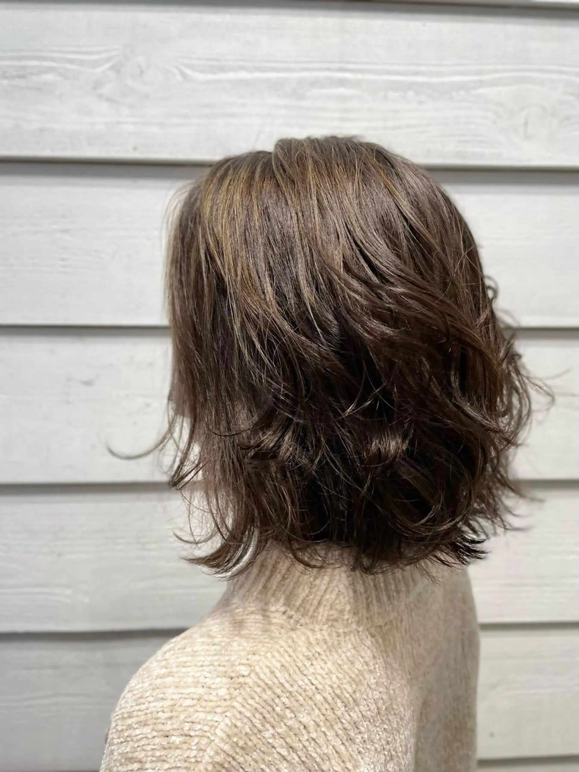 ミディアム カラー グラデーションカラー くびれヘア くせ毛 レイヤーカット カット ヘアカラー トリートメント newline銀座所属・銀座ショート/ 大人ショート/金子涼のヘアスタイル