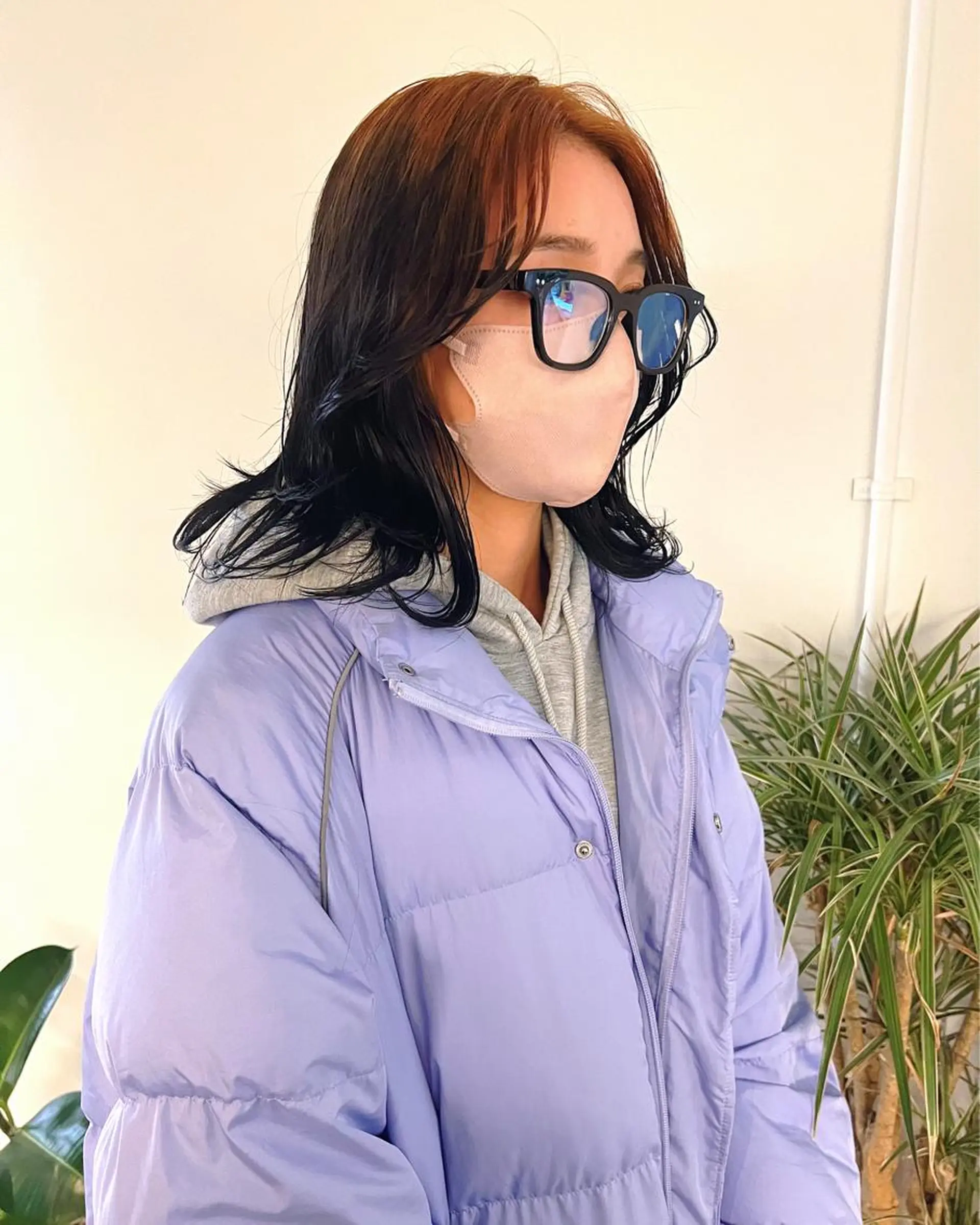 ミディアム カラー デザインカラー グレージュ オレンジ ヘアカラー RAIMA ハイトーン/ベージュのヘアスタイル