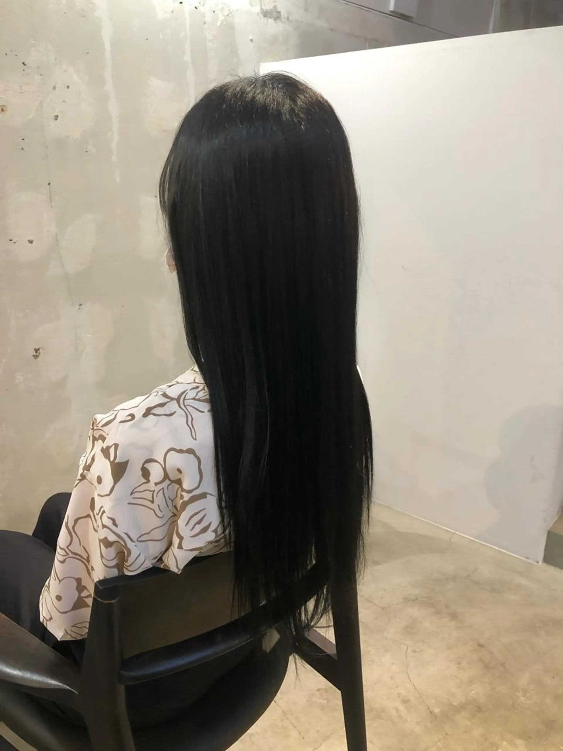 カラー 黒髪 透明感カラー kaveri【カヴェリ】所属・竹内 絢香のヘアスタイル