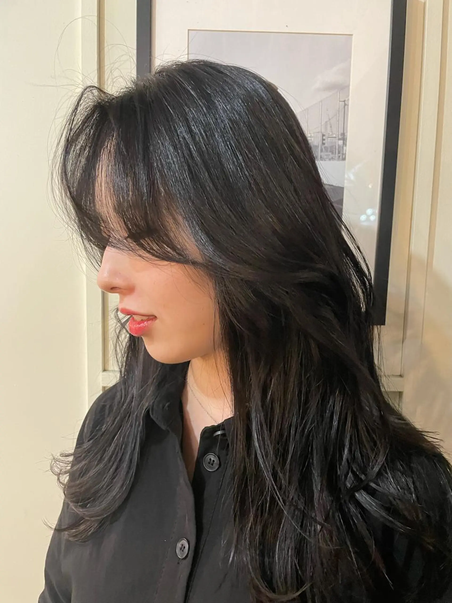 セミロング 顔まわりレイヤー レイヤーカット ナガミネアリサ/ 学芸大学/海外ヘアのヘアスタイル