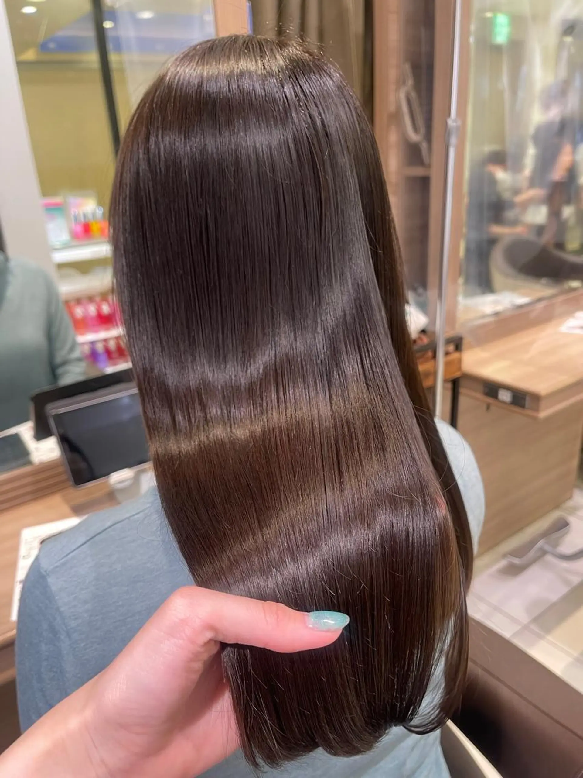ミディアム カラー ヘアカラー トリートメント ヘアセット Color🩵 みゆう/インナーのヘアスタイル